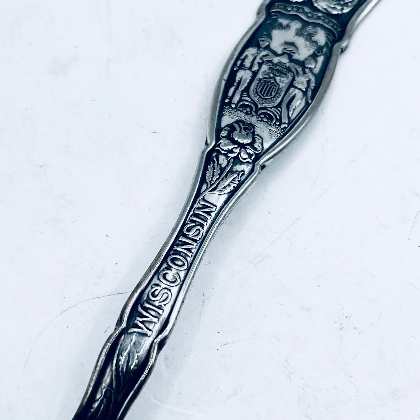Anello Artigianale Mod. CLASSICO/SPIRALE  WISCONSIN Realizzato con Antica posata in Argento (Prima Metà del ’900)
