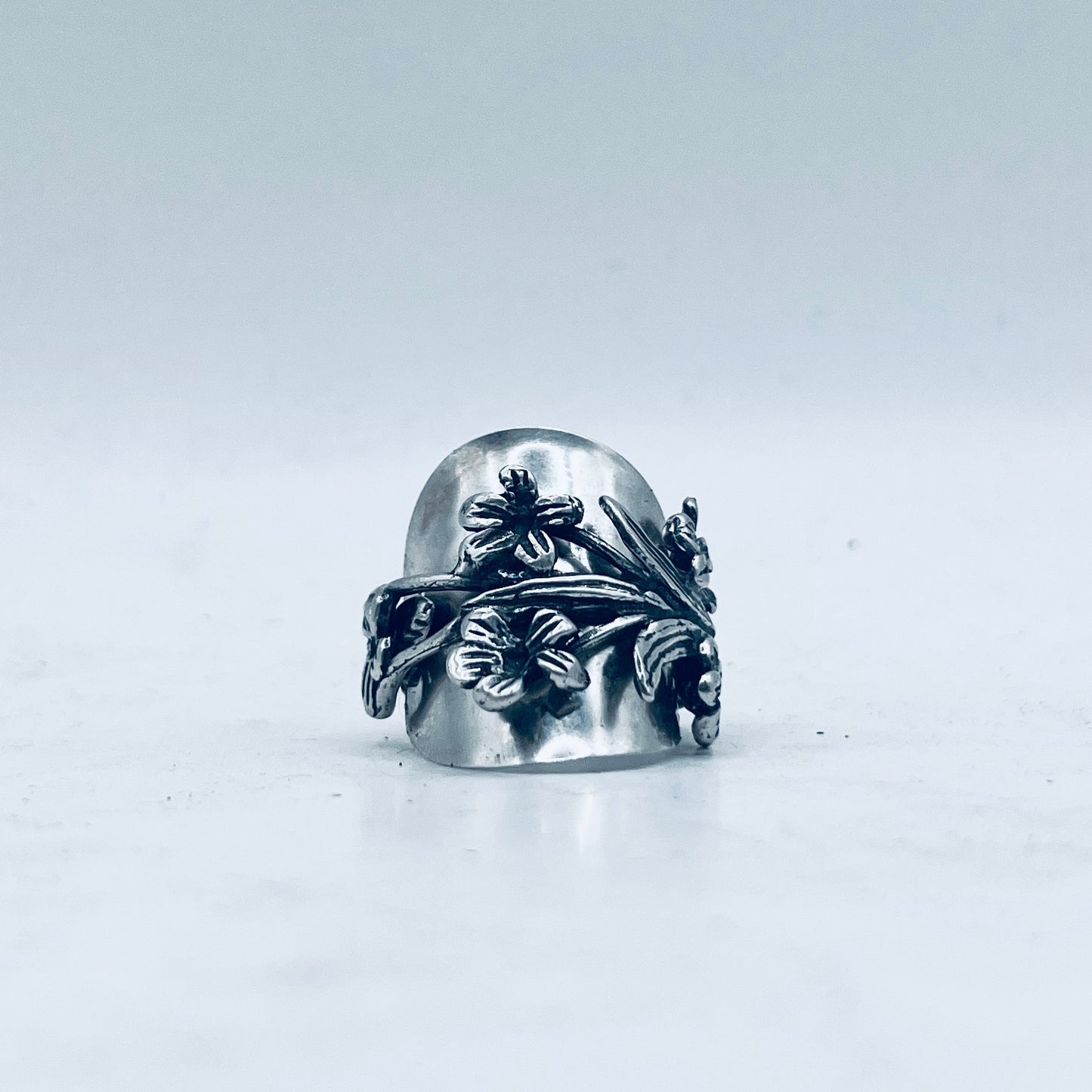 Anello Artigianale VIOLETTE Mod. INTERO  Realizzato con intero Antico Cucchiaino in Argento 800(Prima Metà del ’900