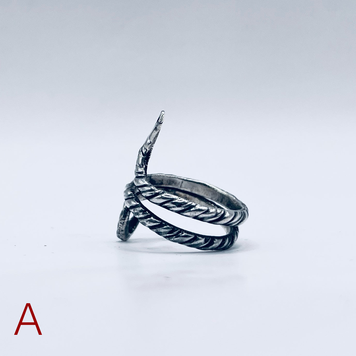 Anello Artigianale SERPENTE Realizzato con parte di Antico porta tovagliolo in Argento (Prima Metà del ’900)
