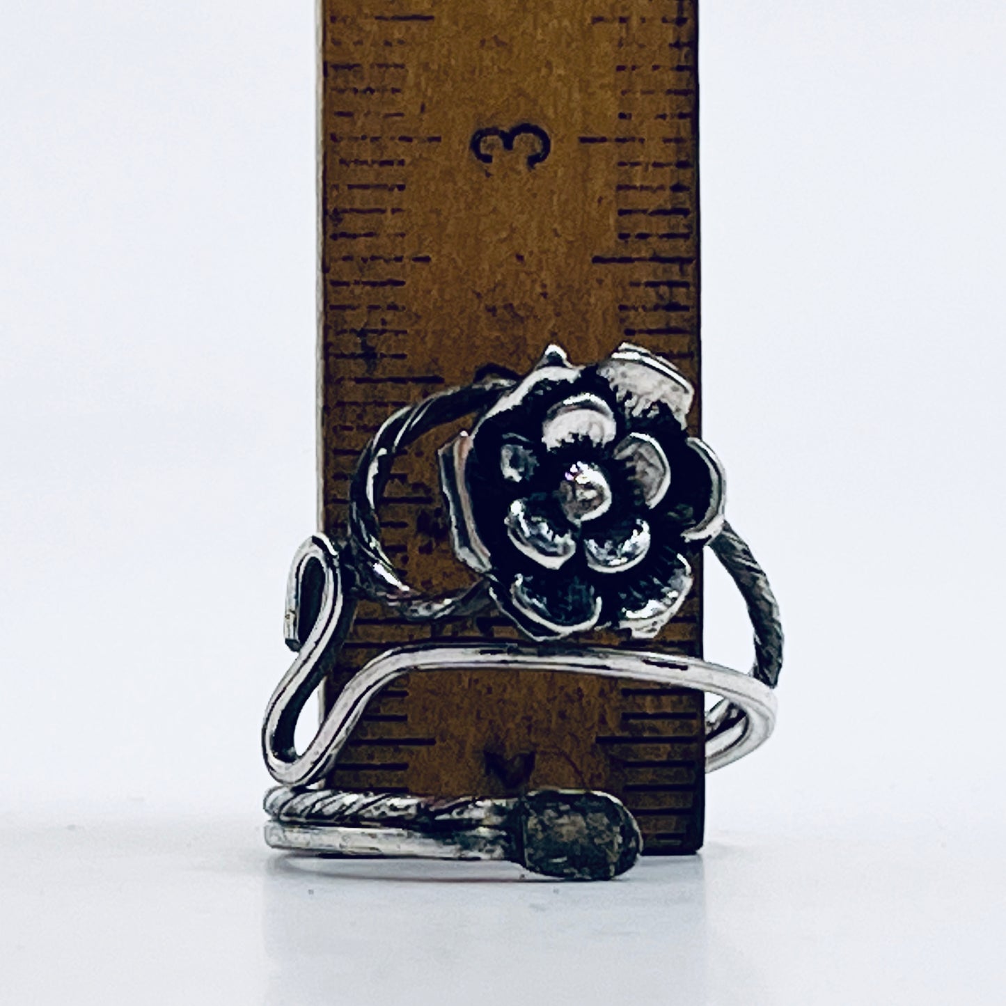 Anello Artigianale ART NOUVEAU Mod. INTERO/SPIRALE  Realizzato con Antica posata in Argento (Prima Metà del ’900)
