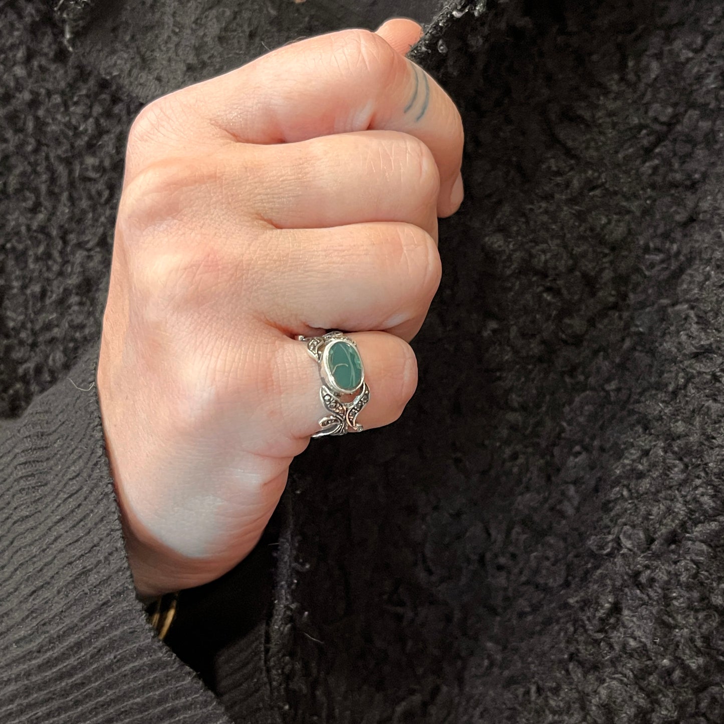 Anello Artigianale SPILLA AGATA VERDE MARCASSITE Mod. SPILLA Realizzato con Antica spilla in Argento (Prima Metà del ’900)