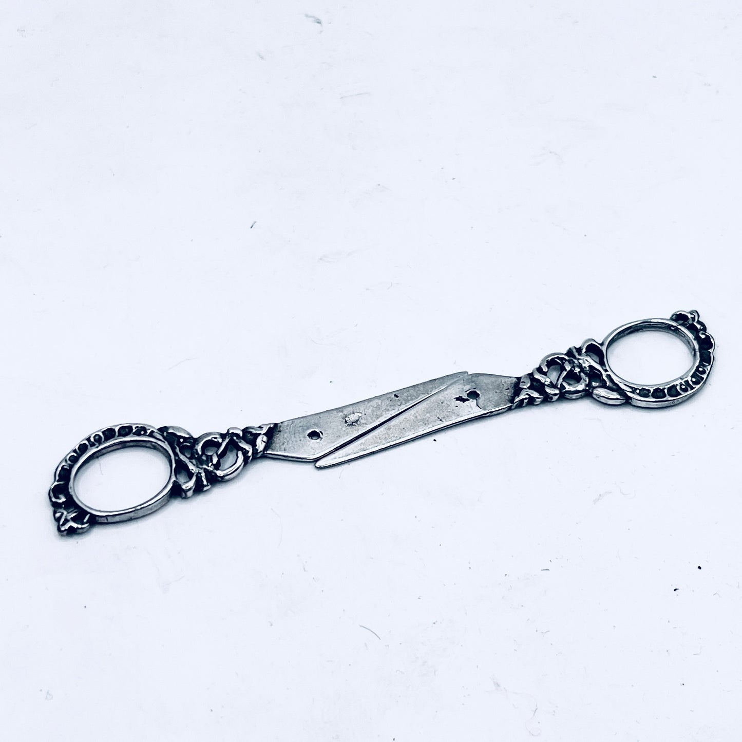 Anello Artigianale FORBICINE SARTA Mod. SPIRALE  Realizzato con Antica posata in Argento (Prima Metà del ’900)