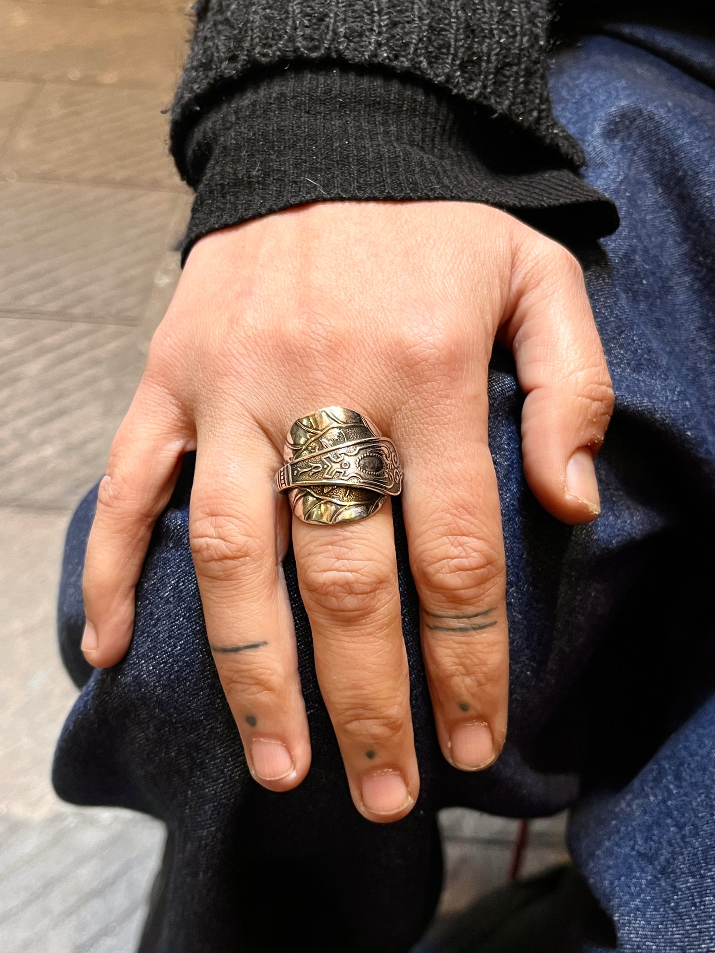 Anello Artigianale Mod. INTERO SUPER DECORATO  Realizzato con intero Antico Cucchiaino in Argento (Prima Metà del ’900)