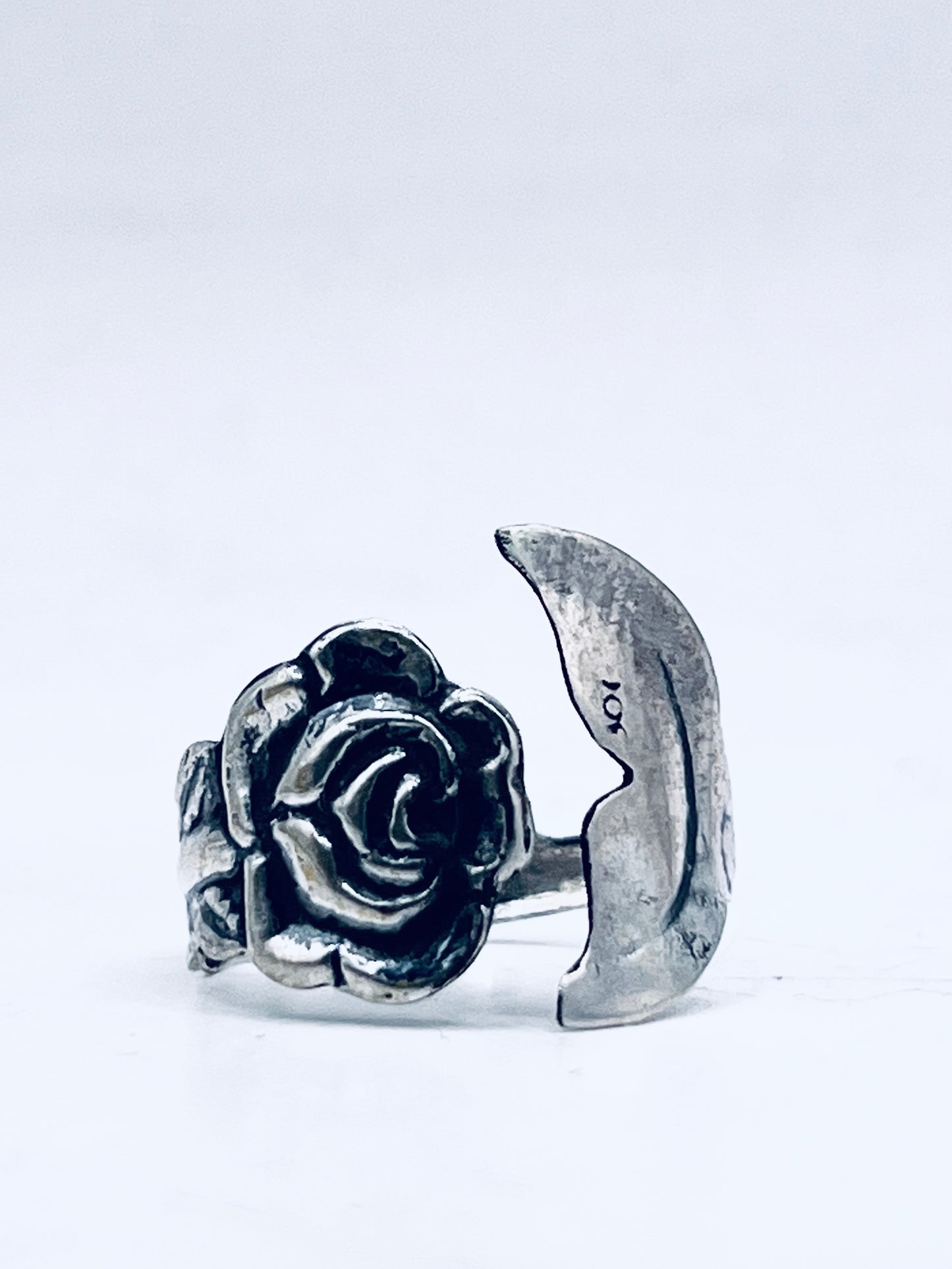 Anello Artigianale Mod. MINICODA#01 ROSA Realizzato con Antica posata in Argento (Prima Metà del ’900)