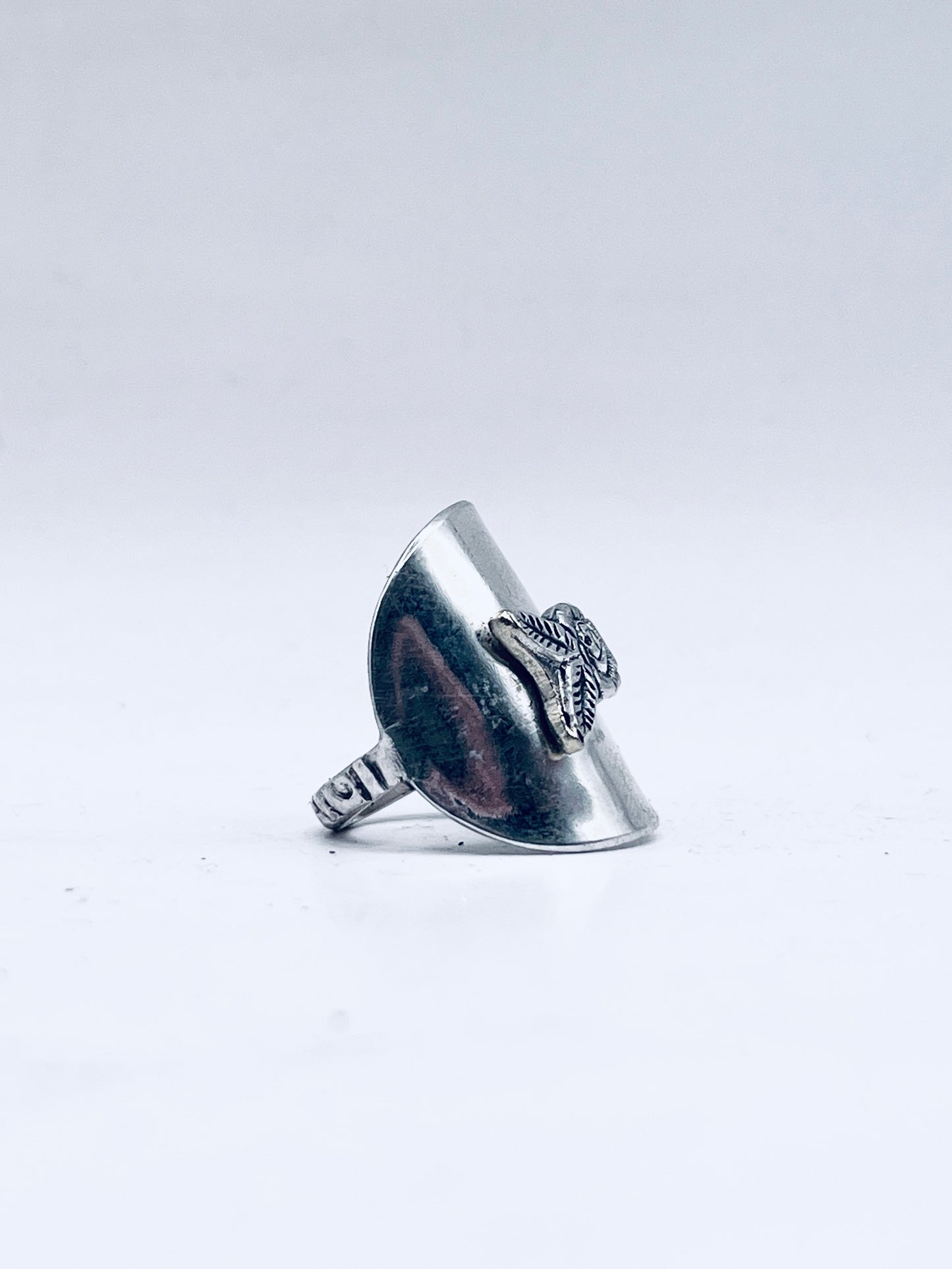 Anello Artigianale Mod. INTERO ROSELLINA  Realizzato con intero Antico Cucchiaino in Argento (Prima Metà del ’900)