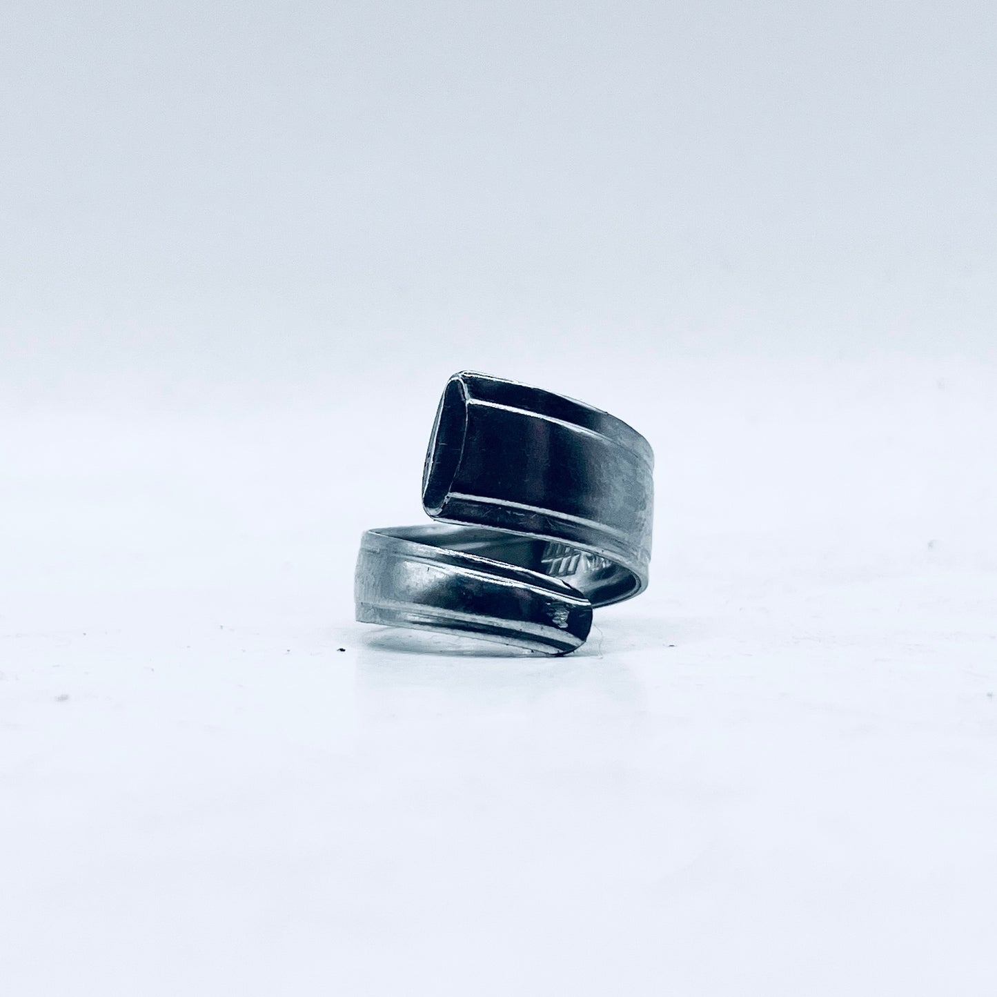Anello Artigianale Mod. SPIRALE  Realizzato con intero Cucchiaino in ACCIAIO