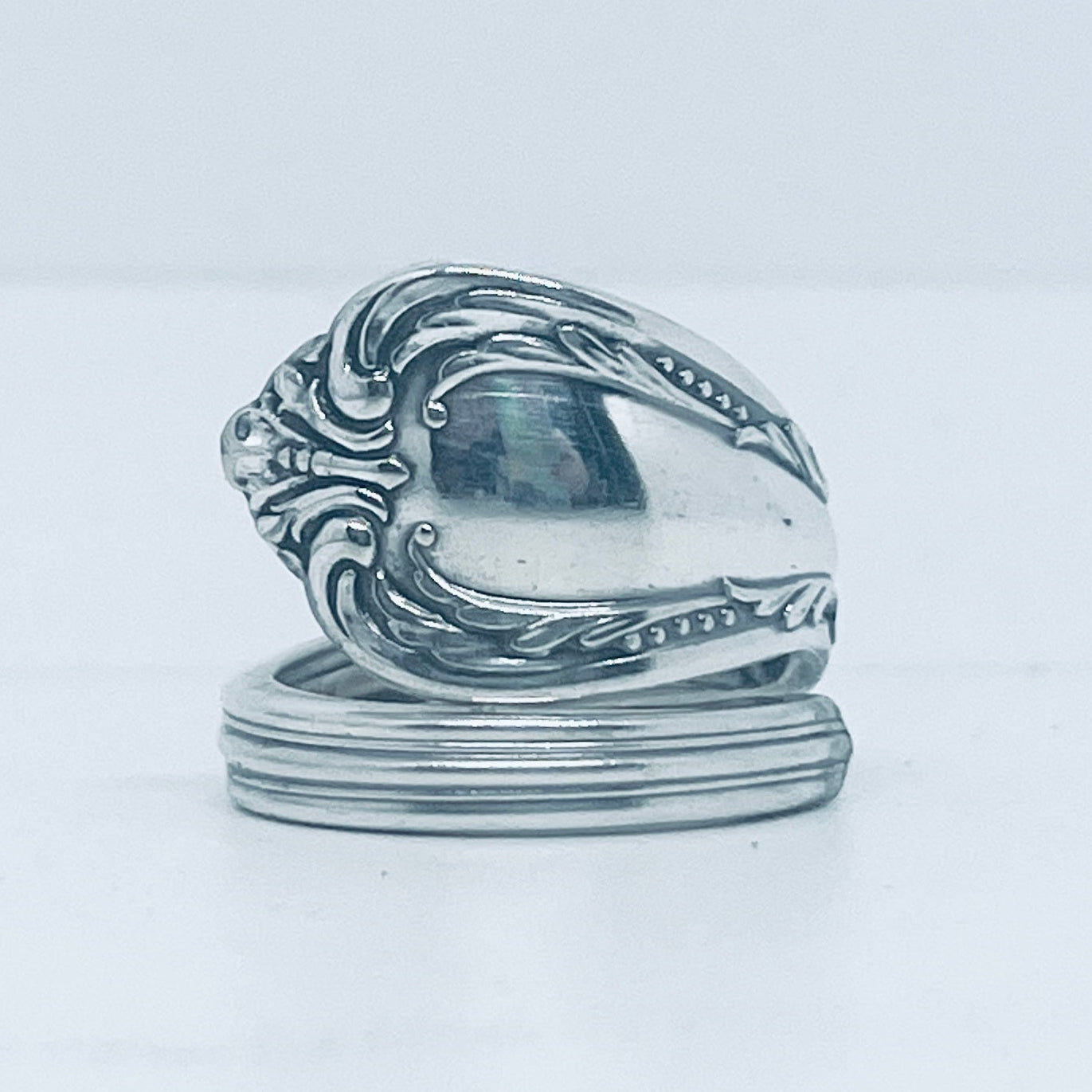 Anello Artigianale Mod. SPIRALE  Realizzato con Antica posata in Argento (Prima Metà del ’900)