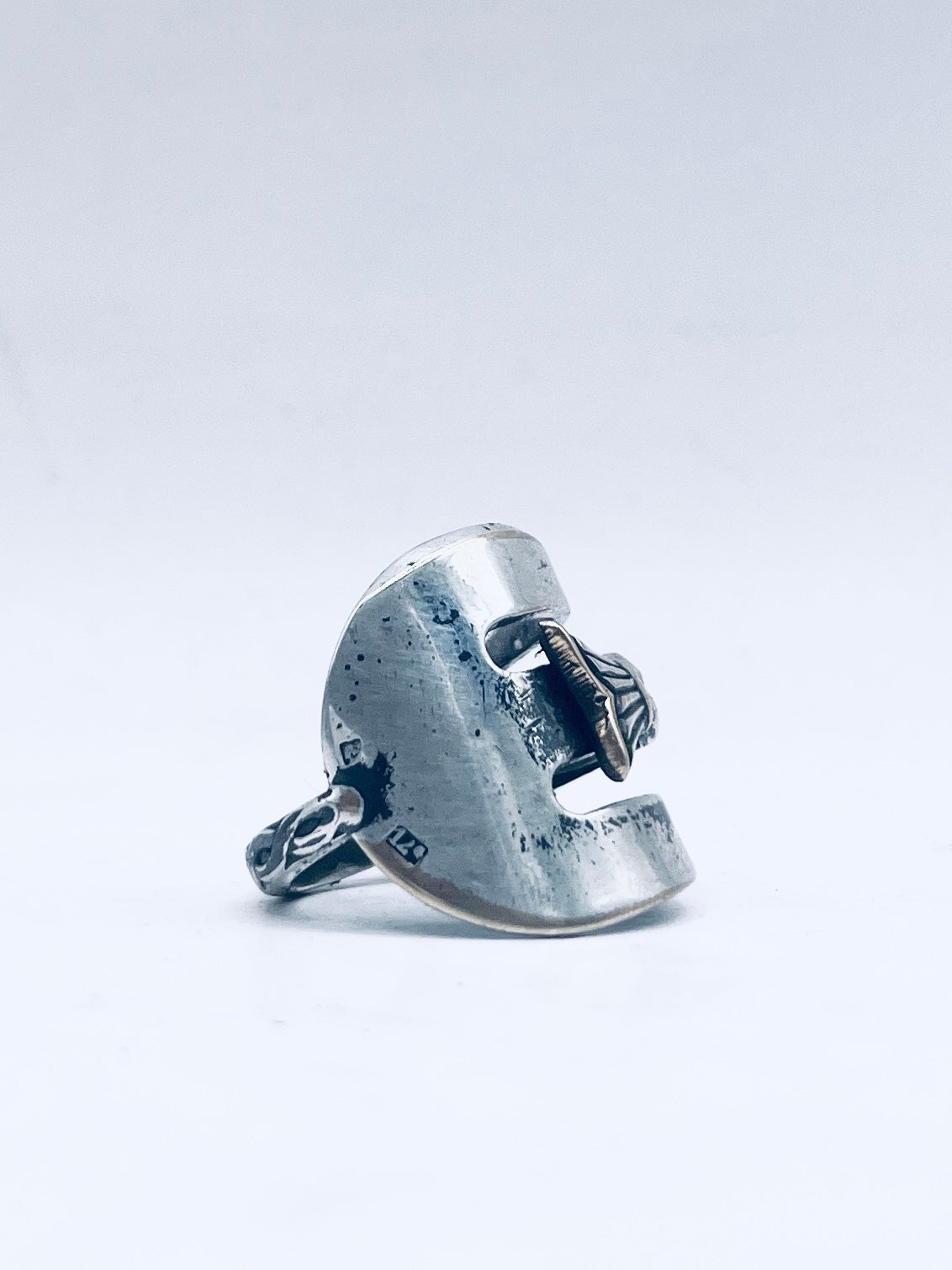 Anello Artigianale Mod. FORCHETTA TRIDENTE UOMO  Realizzato con Antica posata in Argento (Prima Metà del ’900)