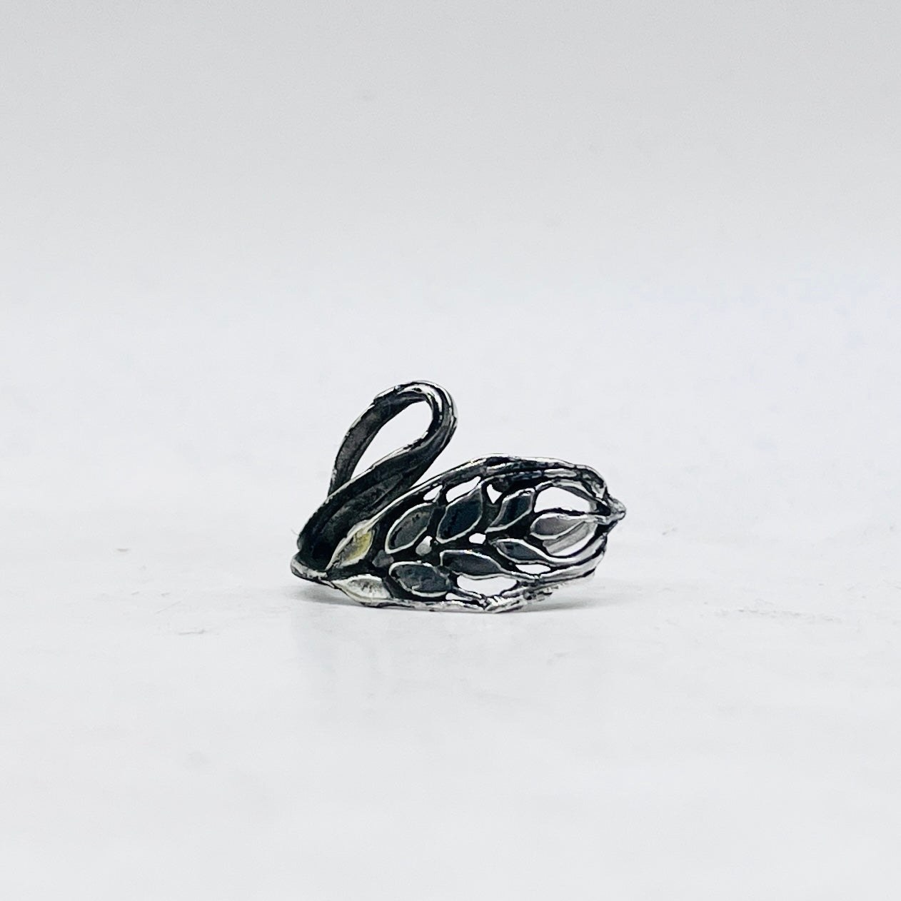 Anello Artigianale SPIGA 01 Mod. CLASSICO  Realizzato con Antica SPILLA in Argento 800(Prima Metà del ’900)