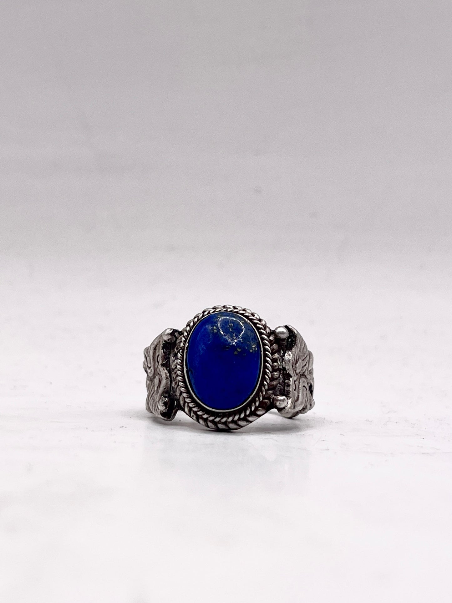 Anello Artigianale SPILLA OLTREMARE Mod. SPILLA LAPISLAZZULI Realizzato con Antica spilla in Argento (Prima Metà del ’900)