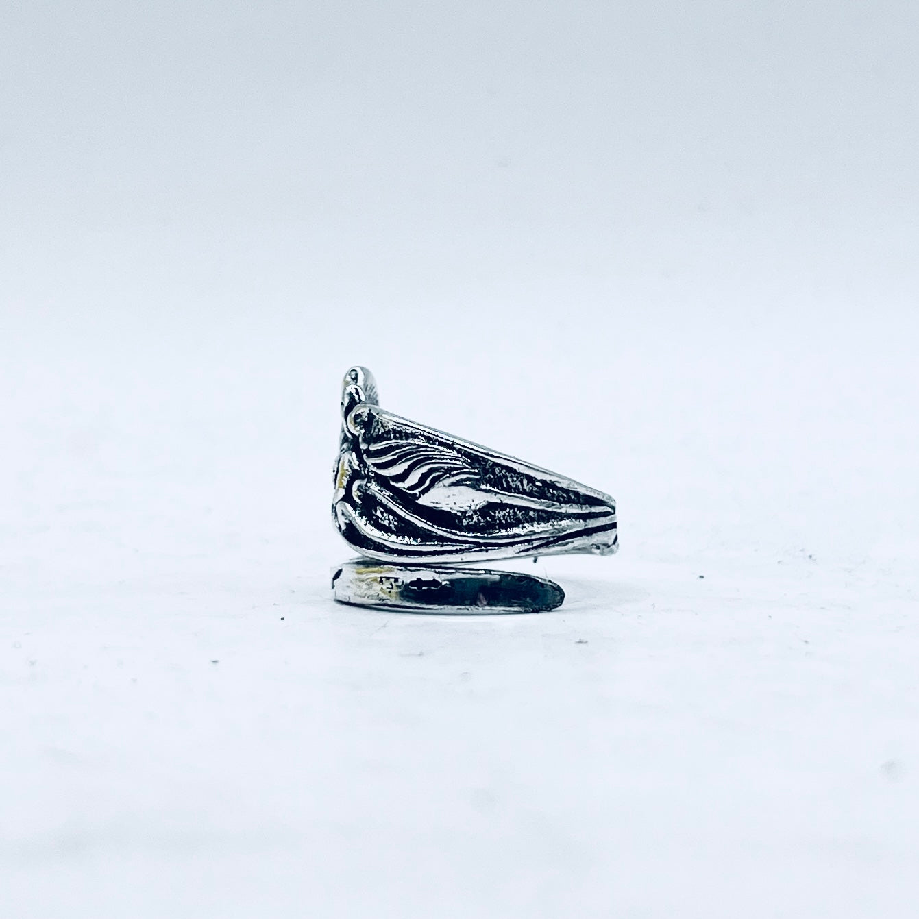 Anello Artigianale IRIS Mod. SPIRALE  Realizzato con  Antica posata in Argento (Prima Metà del ’900)