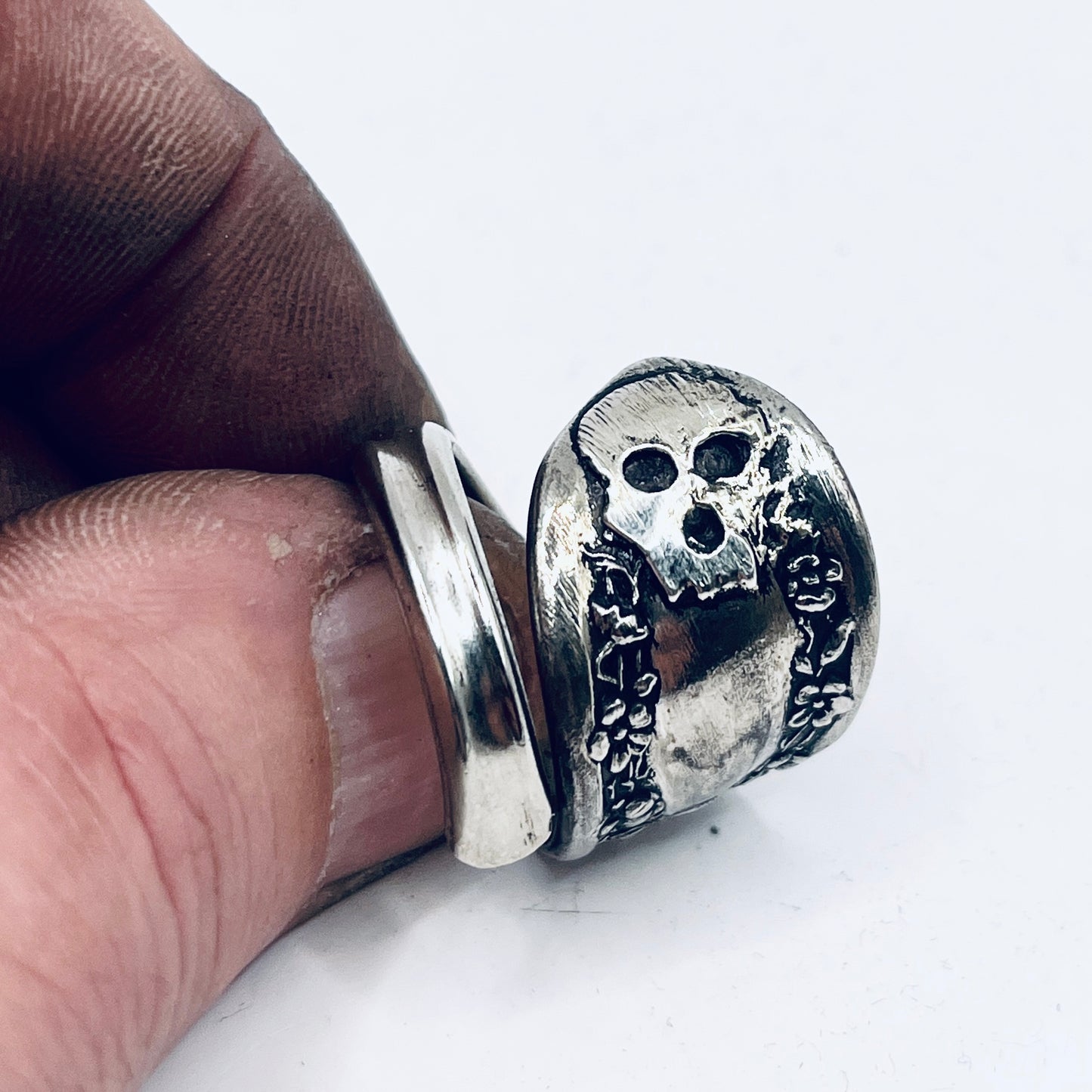Anello Artigianale TESCHIO Mod. SPIRALE  Realizzato con Antica posata in Argento (Prima Metà del ’900)
