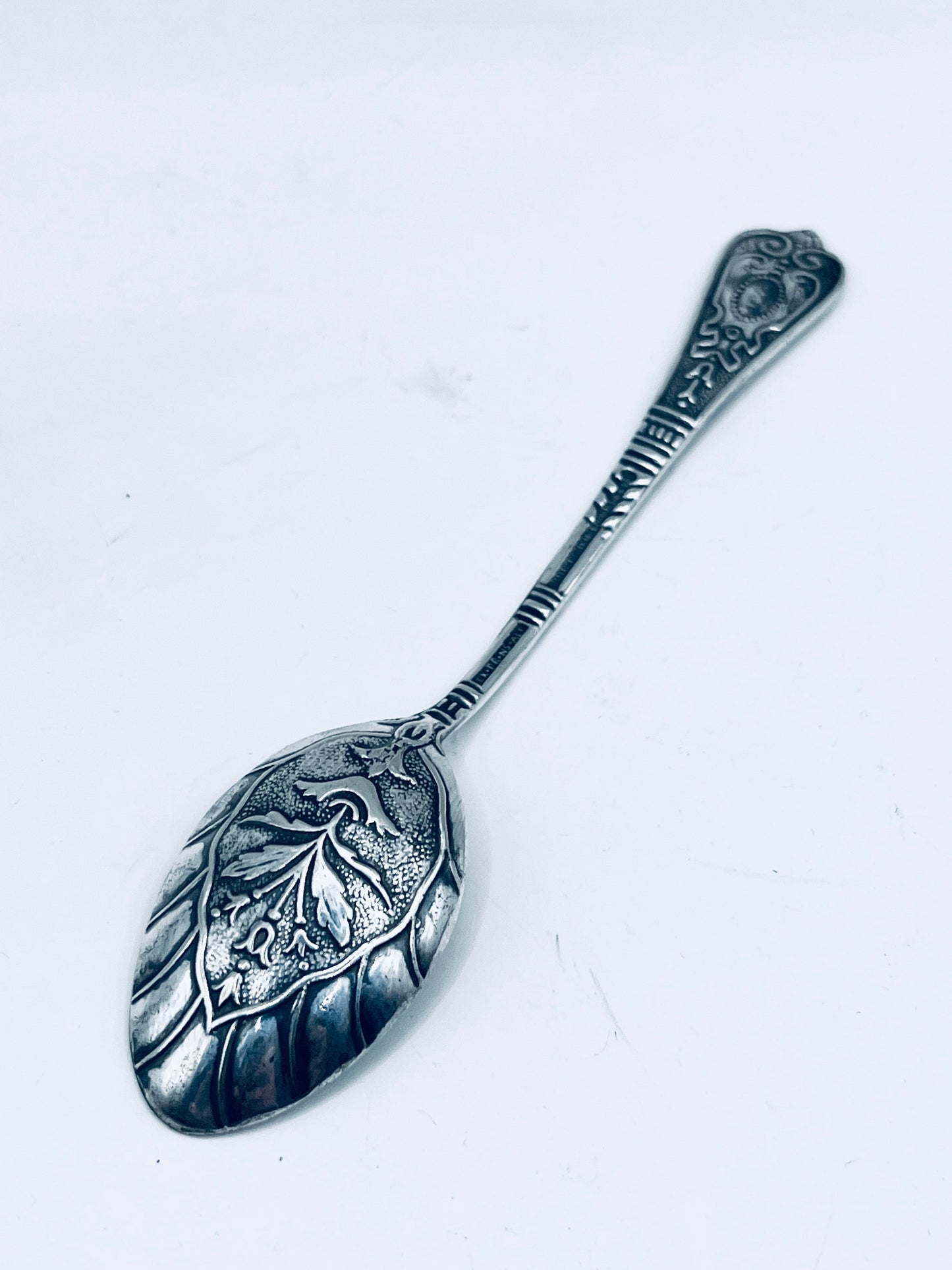 Anello Artigianale Mod. INTERO SUPER DECORATO  Realizzato con intero Antico Cucchiaino in Argento (Prima Metà del ’900)