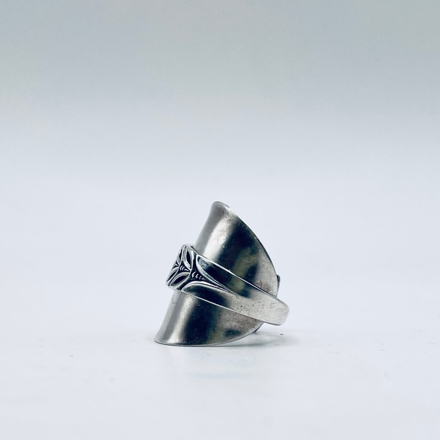 Anello Artigianale LOTO Mod. SPIRALE/INTERO/CLASSICO  Realizzato con Antica posata in Argento (Prima Metà del ’900)