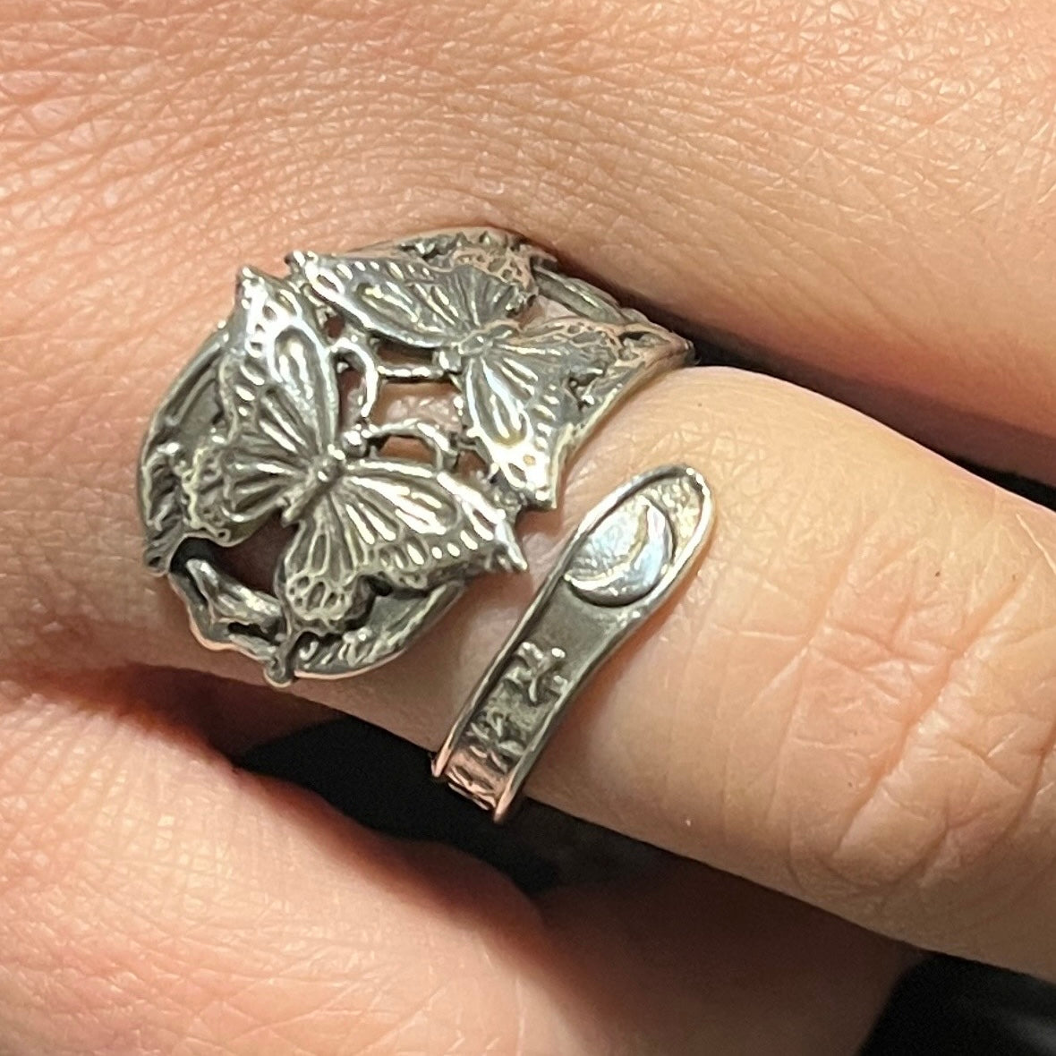 Anello Artigianale FARFALLE Mod. SPIRALE  Realizzato con  Antica posata in Argento (Prima Metà del ’900)