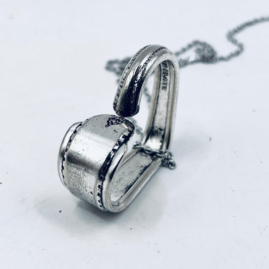 Pendente Artigianale Mod. CUORE Realizzato con Antica Posata in Argento (Prima Metà del ’900)