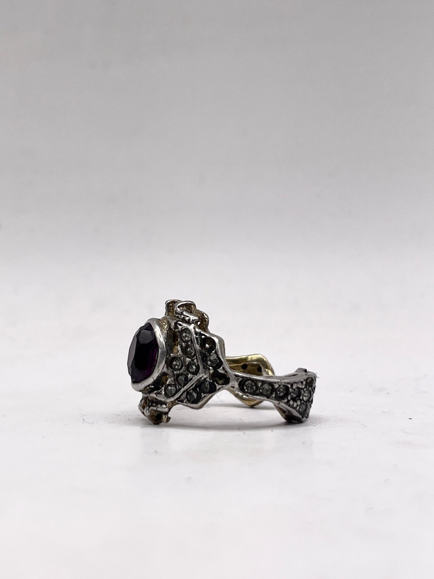 Anello Artigianale ALI Mod. SPILLA AMETISTA Realizzato con Antica spilla in Argento (Prima Metà del ’900)