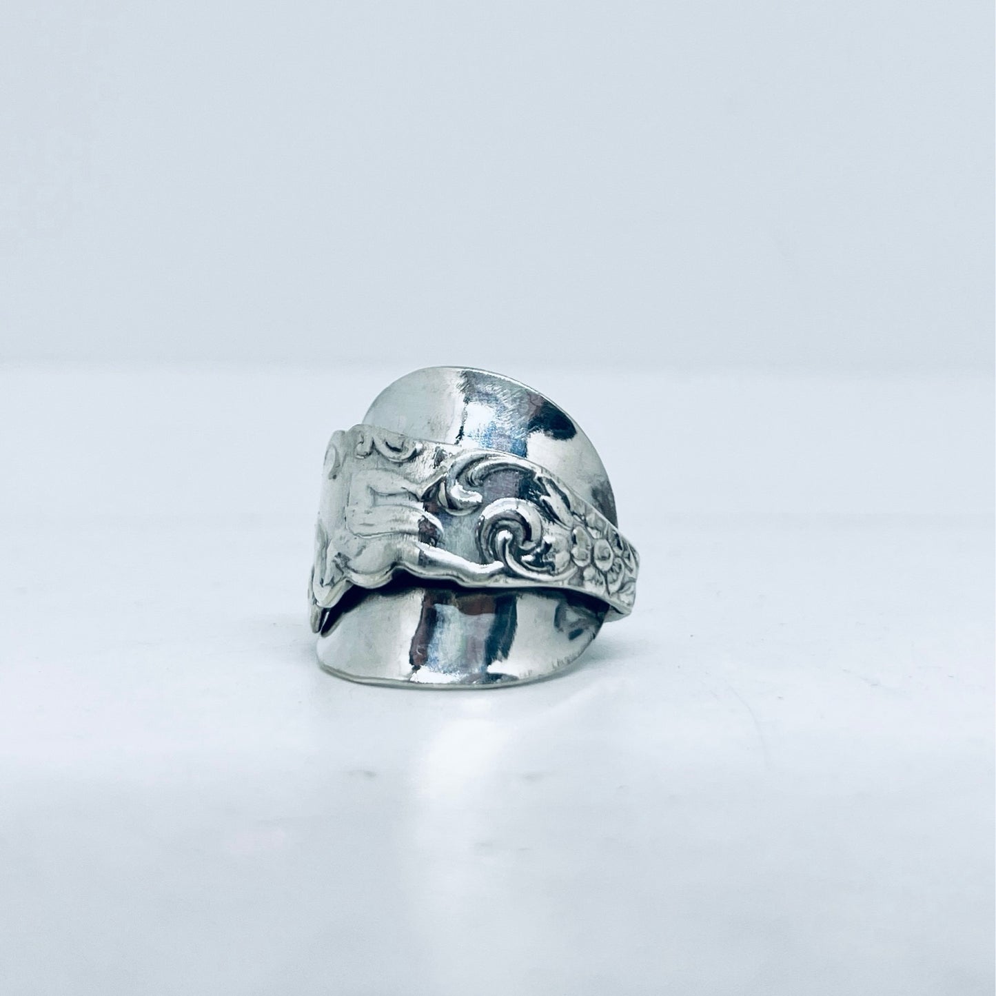 Anello Artigianale PUTTO Mod. INTERO  Realizzato con intero Antico Cucchiaino in Argento (Prima Metà del ’900)