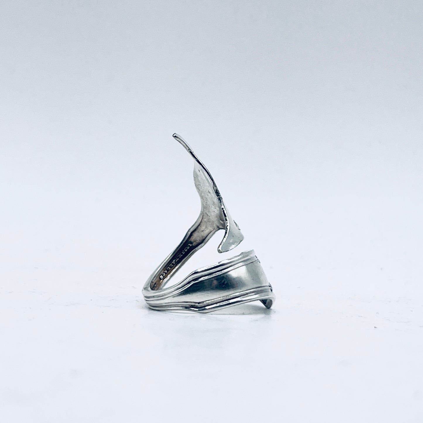 Anello Artigianale Mod. CODA LAVORATA Realizzato con Antica posata in Argento (Prima Metà del ’900)