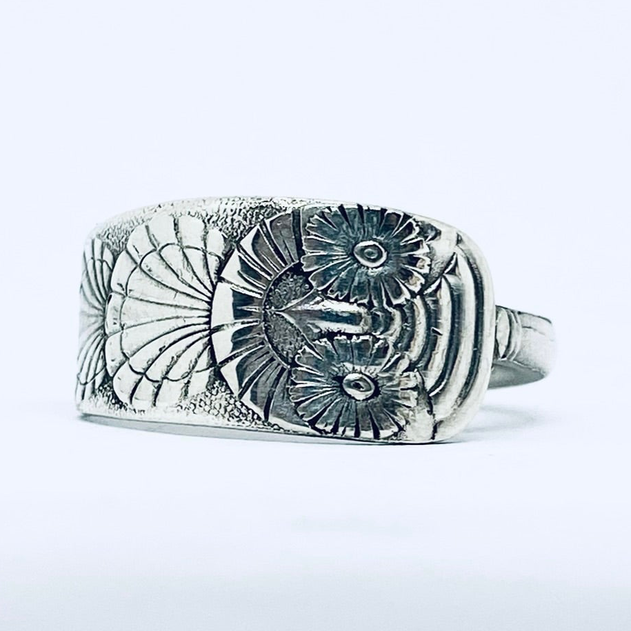 Anello Artigianale GUFO Mod. CLASSICO/SPIRALE  Realizzato con Antica posata in Argento (Prima Metà del ’900)