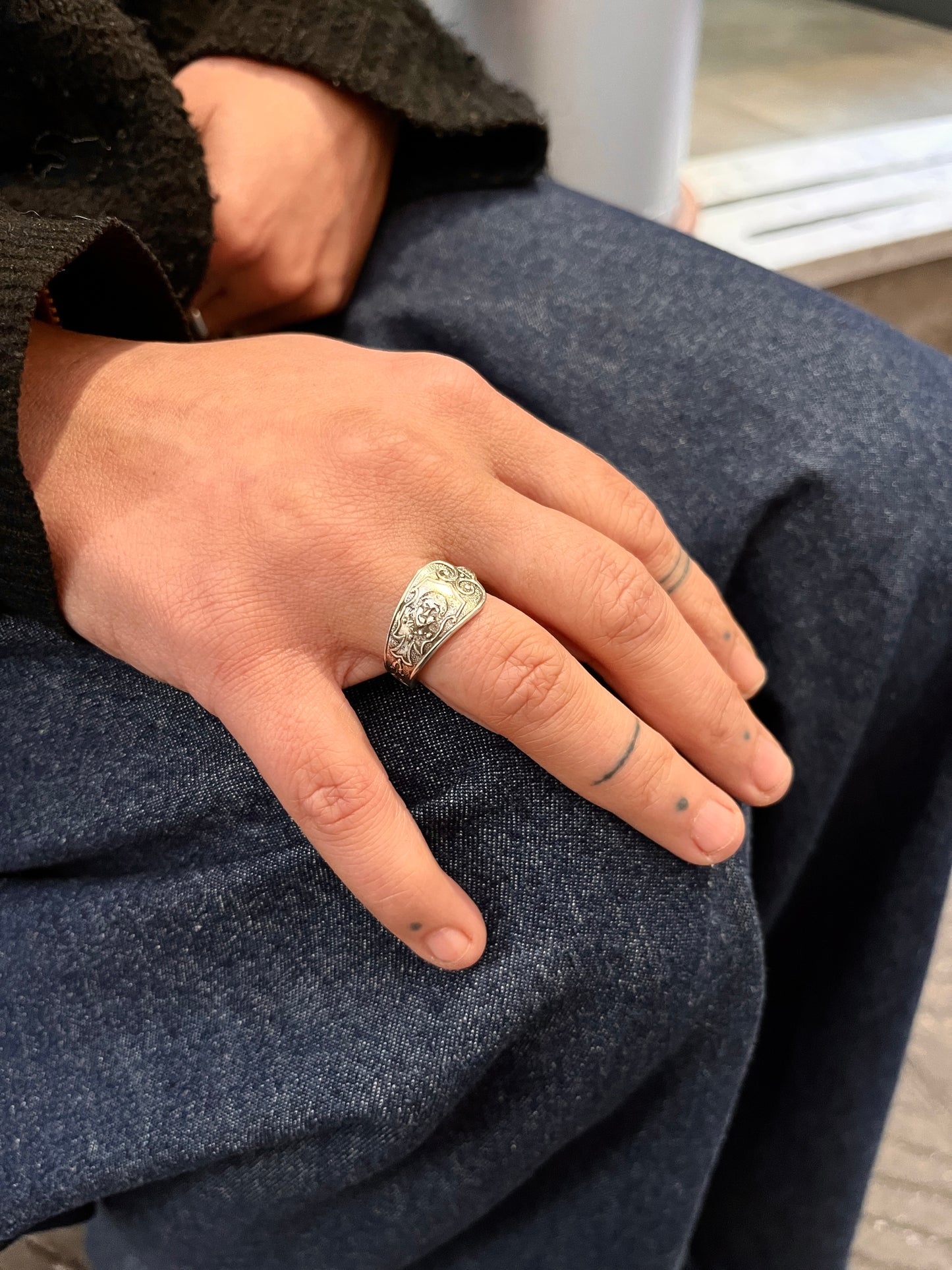 Anello Artigianale + Pendente (in omaggio) MASCHERONE Mod. CLASSICO  Realizzato con Antica posata in Argento (Prima Metà del ’900)