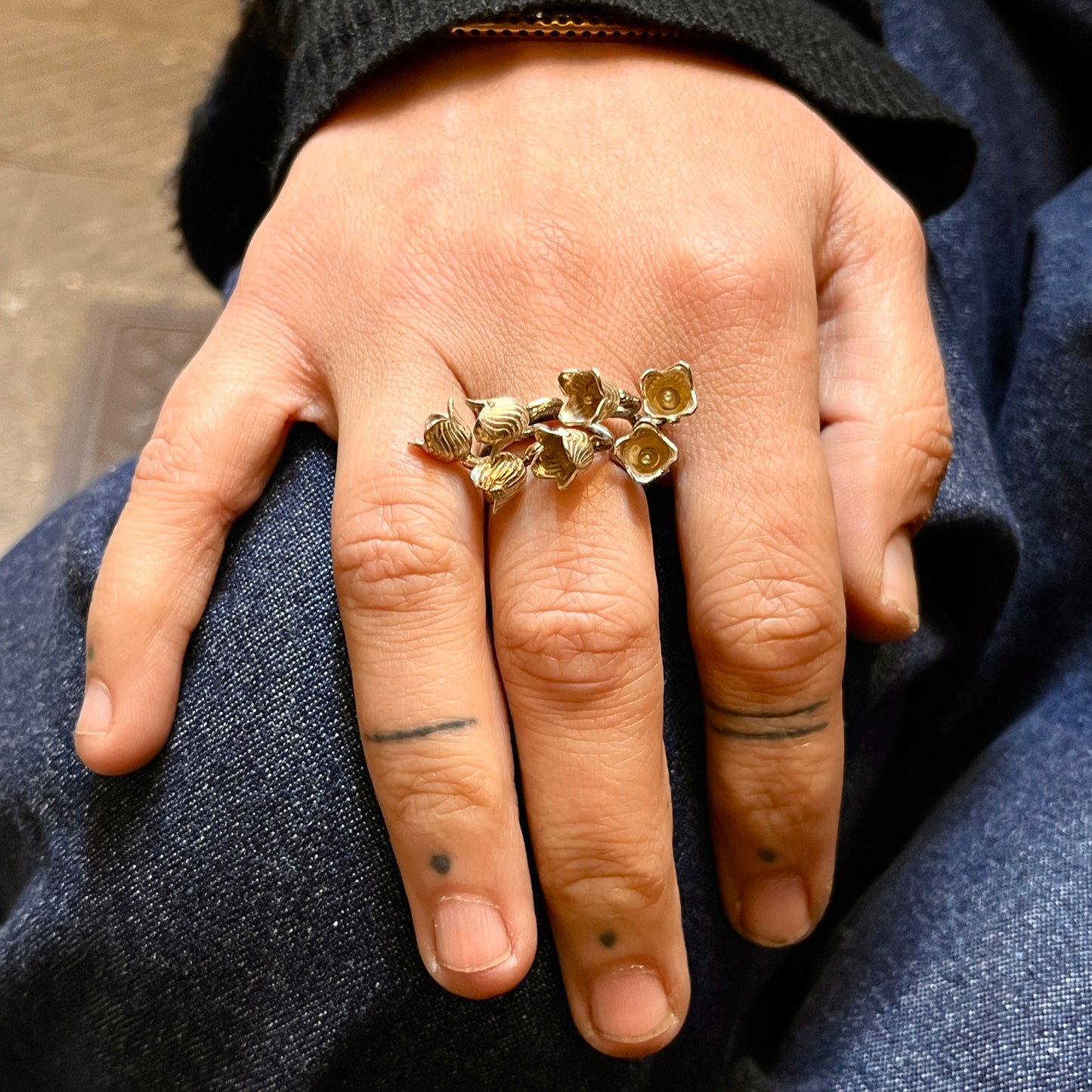 Anello Artigianale MUGHETTI Mod. CLASSICO  Realizzato con Antica SPILLA in Argento 800(Prima Metà del ’900)