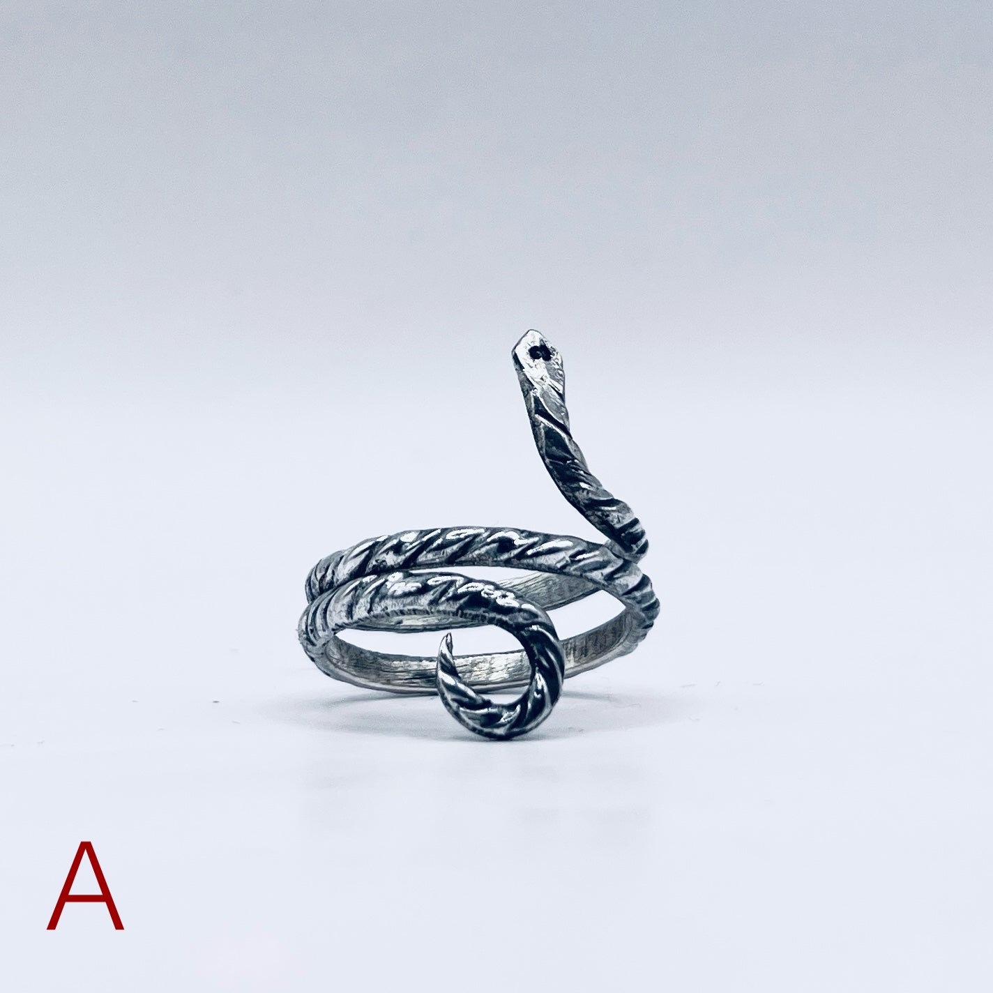 Anello Artigianale SERPENTE Realizzato con parte di Antico porta tovagliolo in Argento (Prima Metà del ’900)