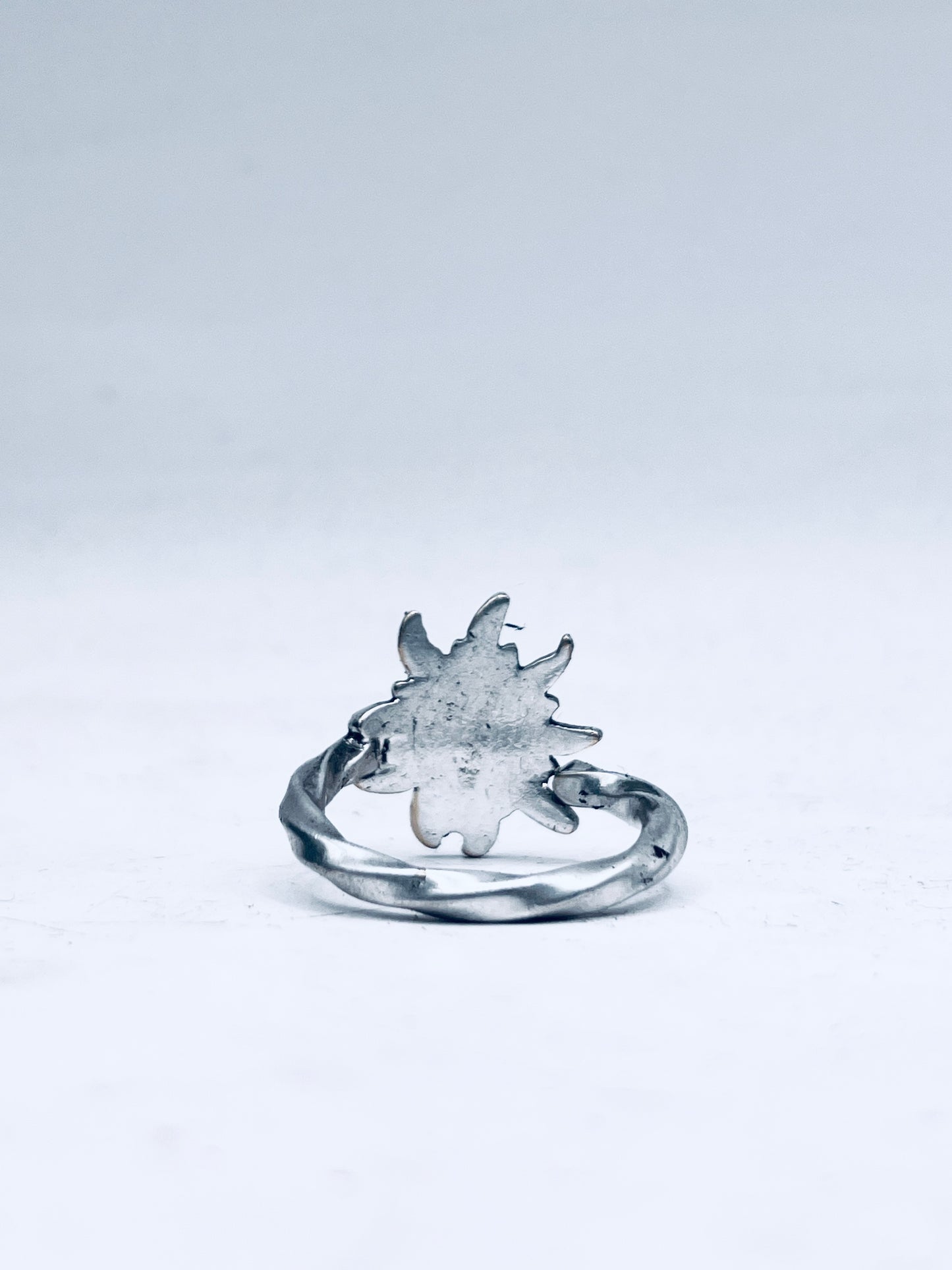 Anello Artigianale STELLA ALPINA Mod. CLASSICO  Realizzato con intero Antico Cucchiaino in Argento 800(Prima Metà del ’900)
