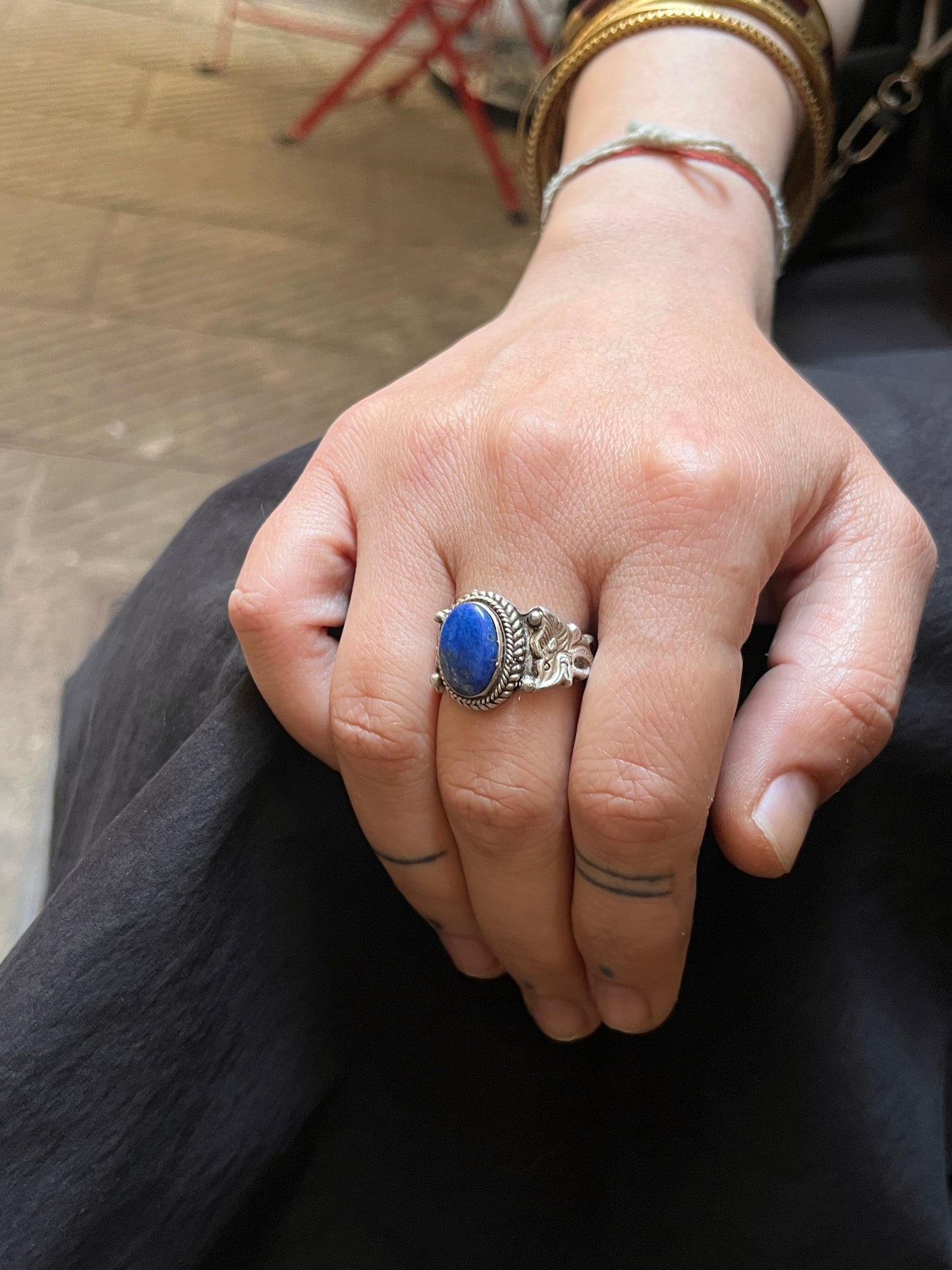 Anello Artigianale SPILLA OLTREMARE Mod. SPILLA LAPISLAZZULI Realizzato con Antica spilla in Argento (Prima Metà del ’900)
