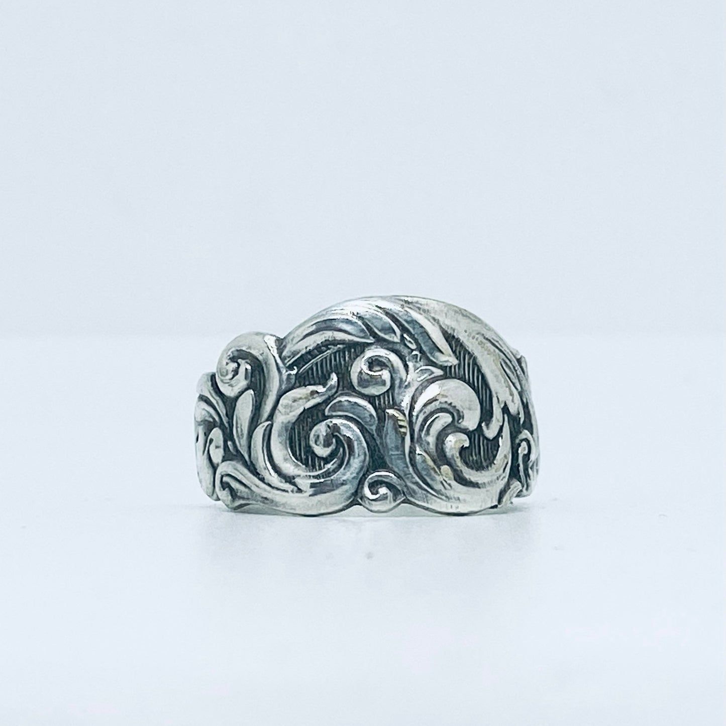 Anello Artigianale DECORO Mod. CLASSICO/SPIRALE  Realizzato con Antica posata in Argento (Prima Metà del ’900)