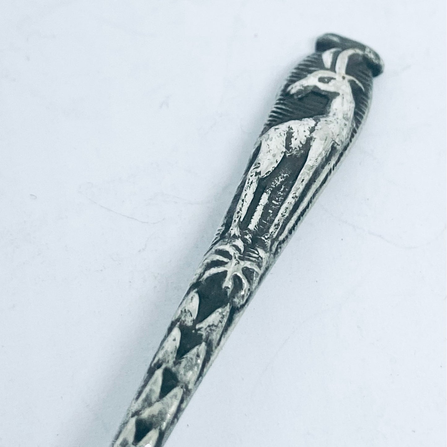 Anello Artigianale ANTILOPE Mod. INTERO  Realizzato con intero Antico Cucchiaino in Argento (Prima Metà del ’900)