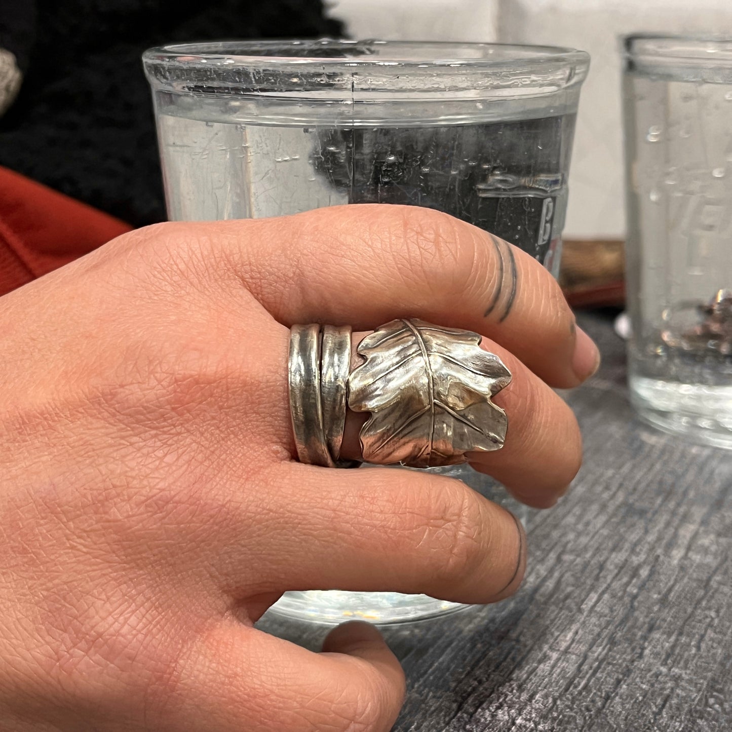 Anello Artigianale CANNUCCIA FOGLIA QUERCIA Mod. SPIRALE  Realizzato con Antica posata in Argento (Prima Metà del ’900)