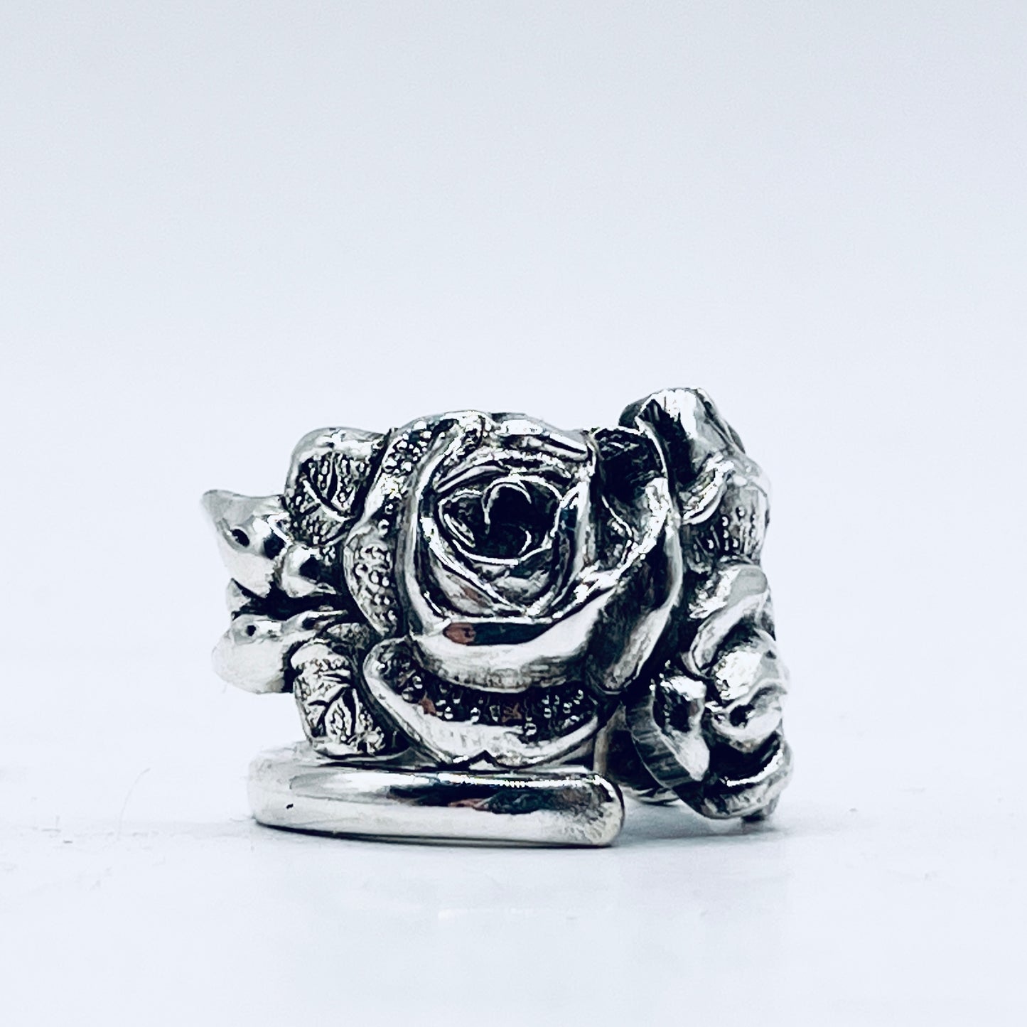 Anello Artigianale ROSA SELVATICA Mod. SPIRALE  Realizzato con Antica posata in Argento (Prima Metà del ’900)