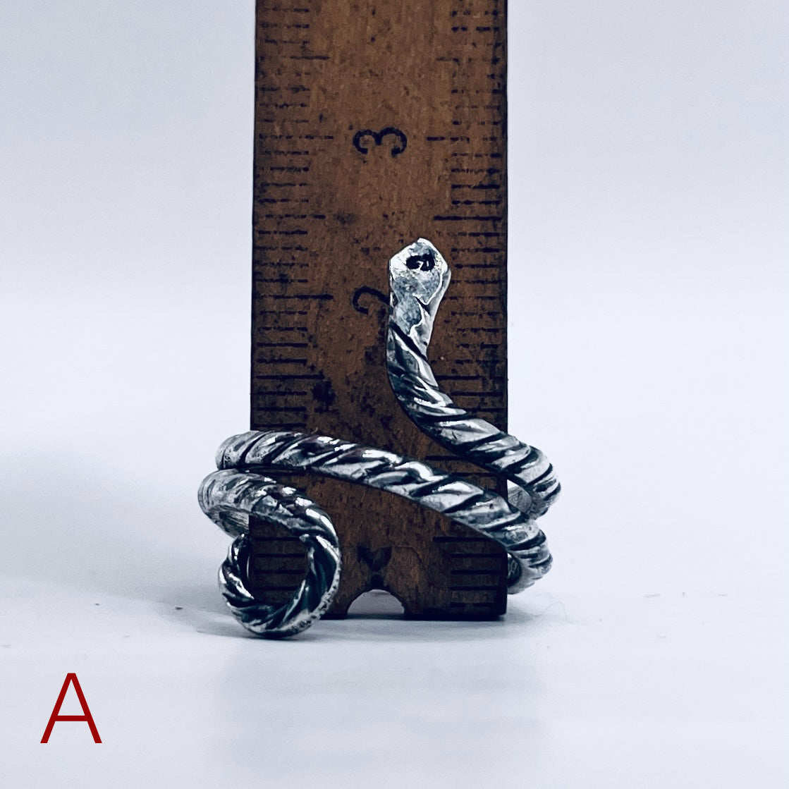 Anello Artigianale SERPENTE Realizzato con parte di Antico porta tovagliolo in Argento (Prima Metà del ’900)