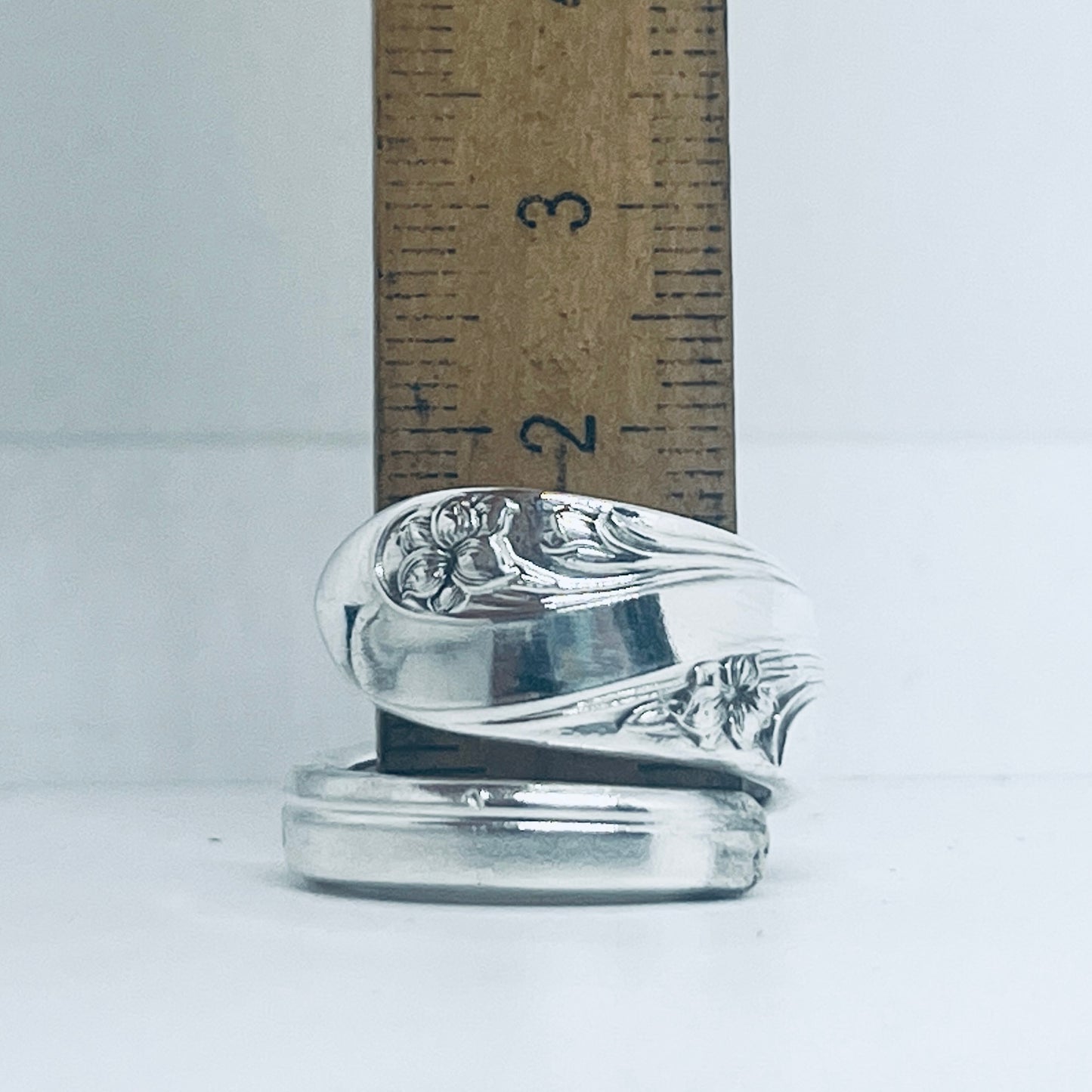 Anello Artigianale Mod. SPIRALE  Realizzato con Antica posata in Argento (Prima Metà del ’900)