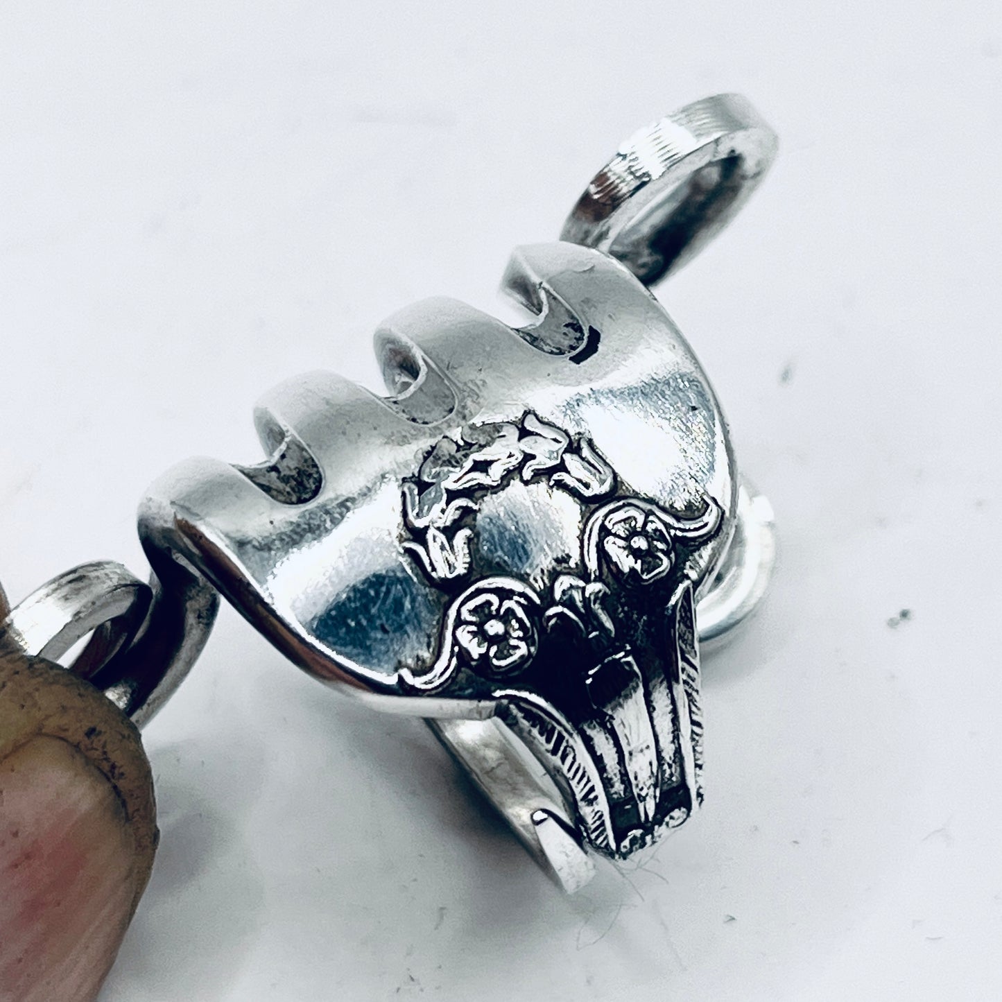 Anello Artigianale Mod. FORCHETTA ARRICCIATA  DECORO Realizzato con Antica posata in Argento (Prima Metà del ’900)