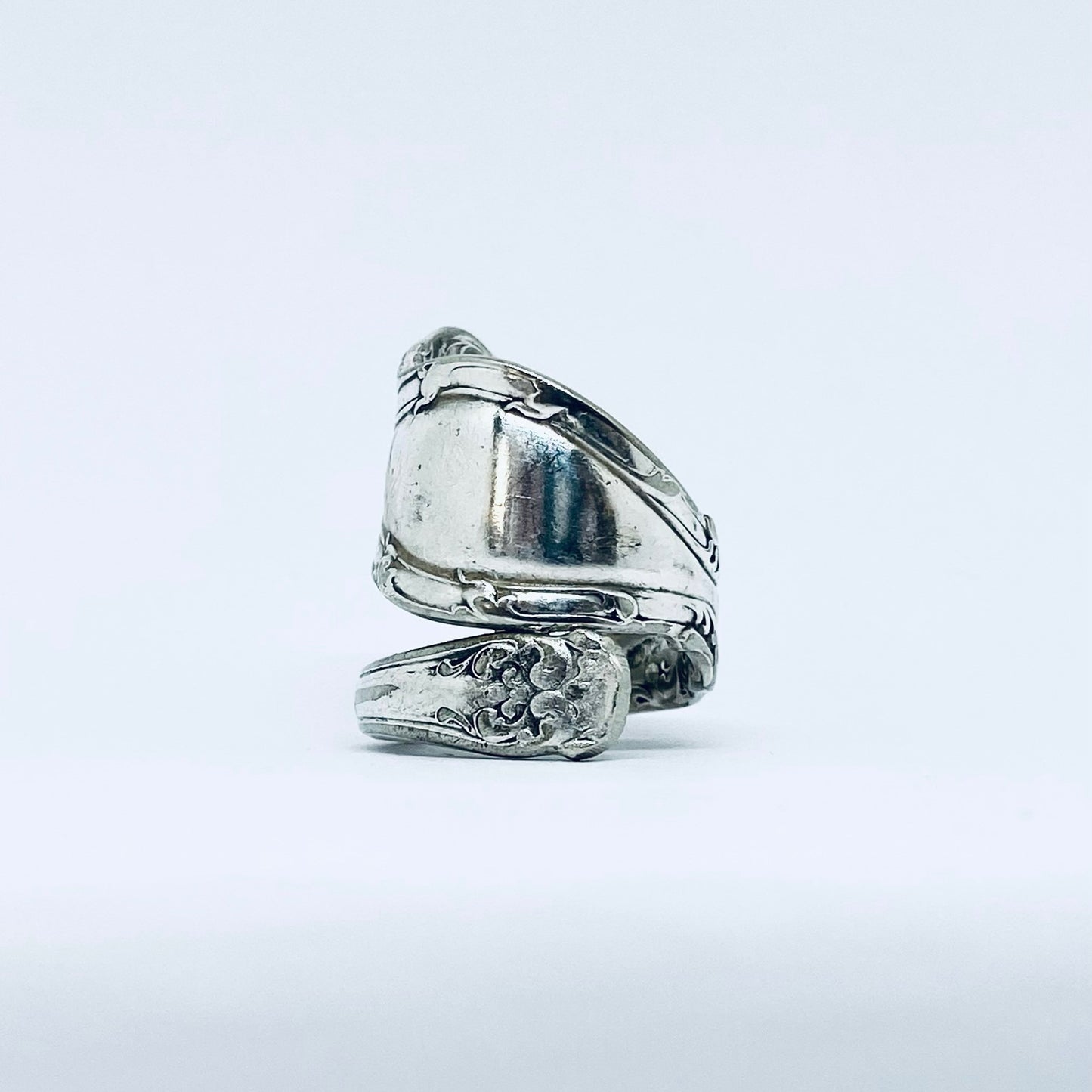 Anello Artigianale Mod. SPIRALE  Realizzato con Antica posata in Argento (Prima Metà del ’900)