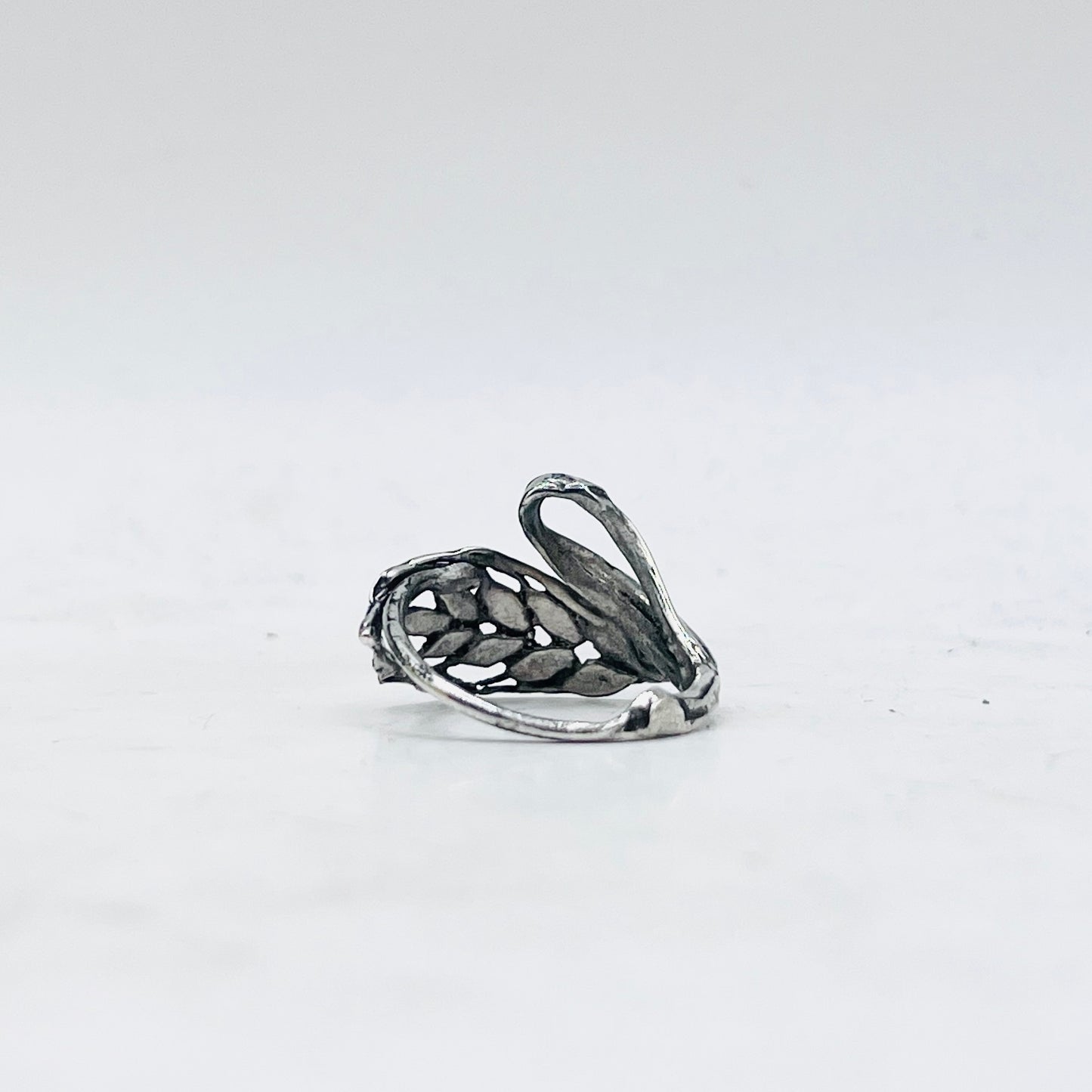 Anello Artigianale SPIGA 01 Mod. CLASSICO  Realizzato con Antica SPILLA in Argento 800(Prima Metà del ’900)