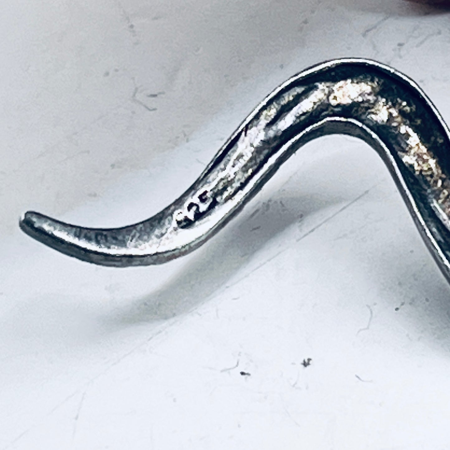 Anello Artigianale SERPENTE Mod. SPILLA Realizzato con Antica spilla in Argento (Prima Metà del ’900)