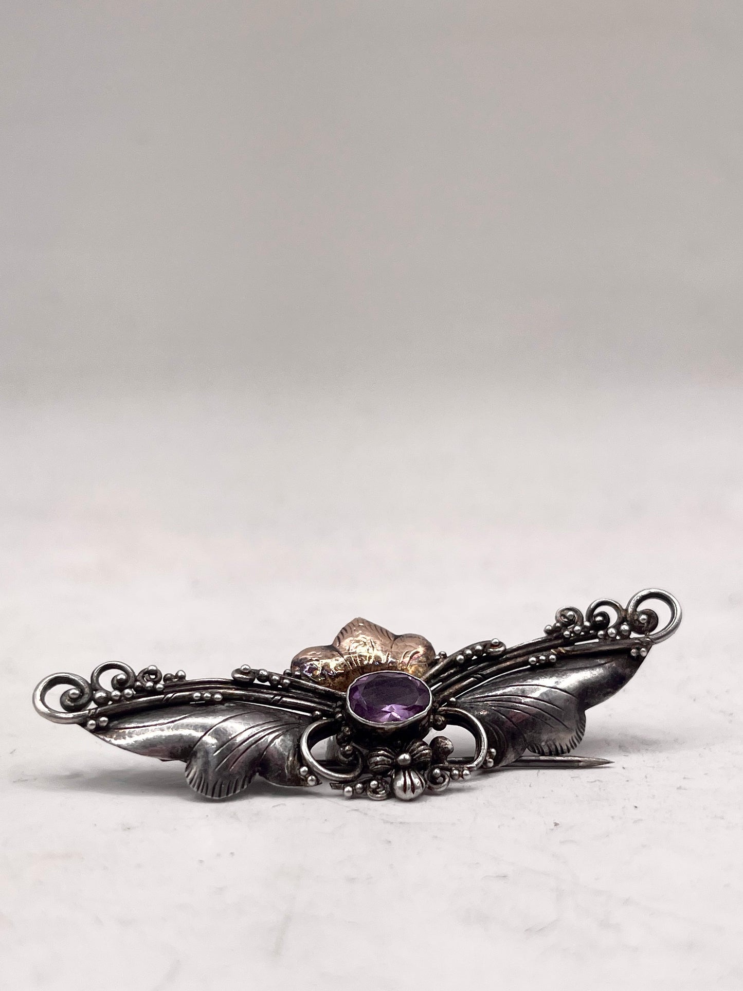 Anello Artigianale SAILOR MOON Mod. SPILLA AMETISTA Realizzato con Antica spilla in Argento (Prima Metà del ’900)