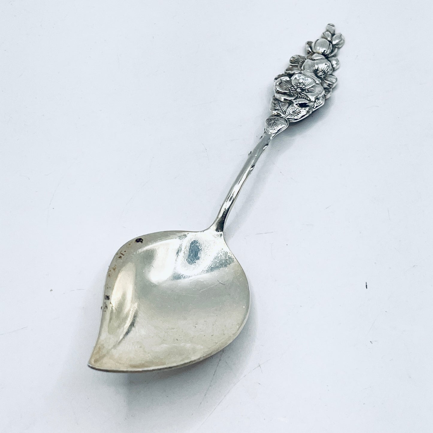 Anello Artigianale FIORE DEL TE Mod. CLASSICO  Realizzato con Antica posata in Argento (Prima Metà del ’900)