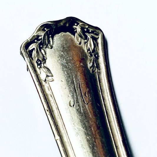 Anello Artigianale con Iniziale M