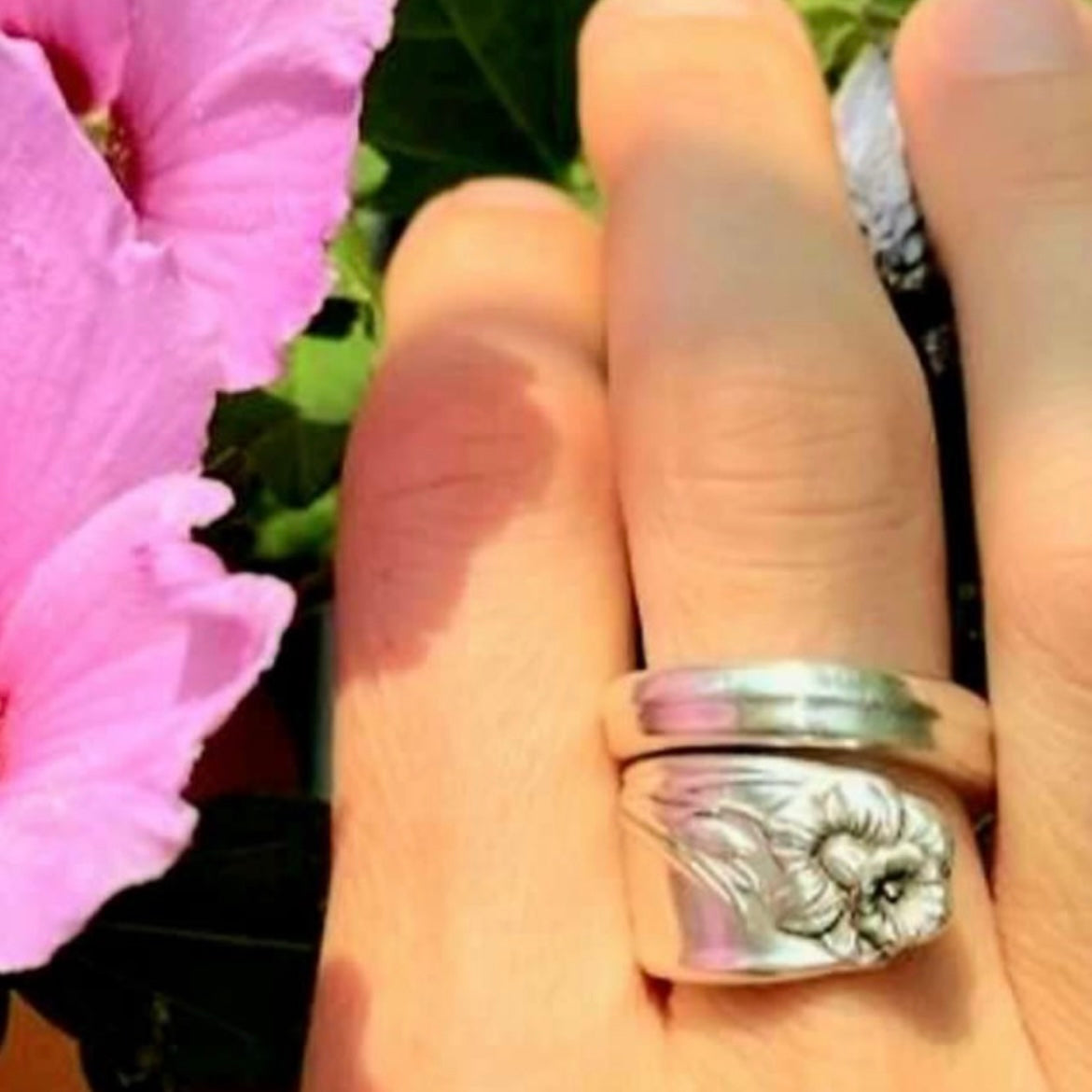 Anello Artigianale NARCISO Mod. CLASSICO/SPIRALE  Realizzato con Antica posata in Argento (Prima Metà del ’900)