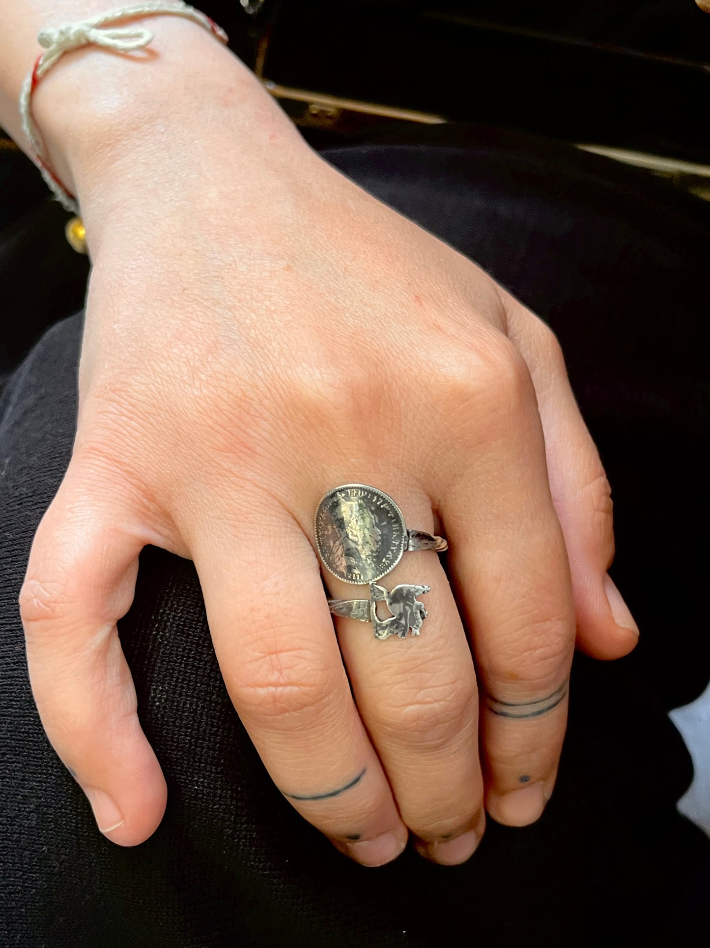 Anello Artigianale Mod. INTERO LEONE DI GIUDA e MENELIK  Realizzato con intero Antico Cucchiaino in Argento (Prima Metà del ’900)