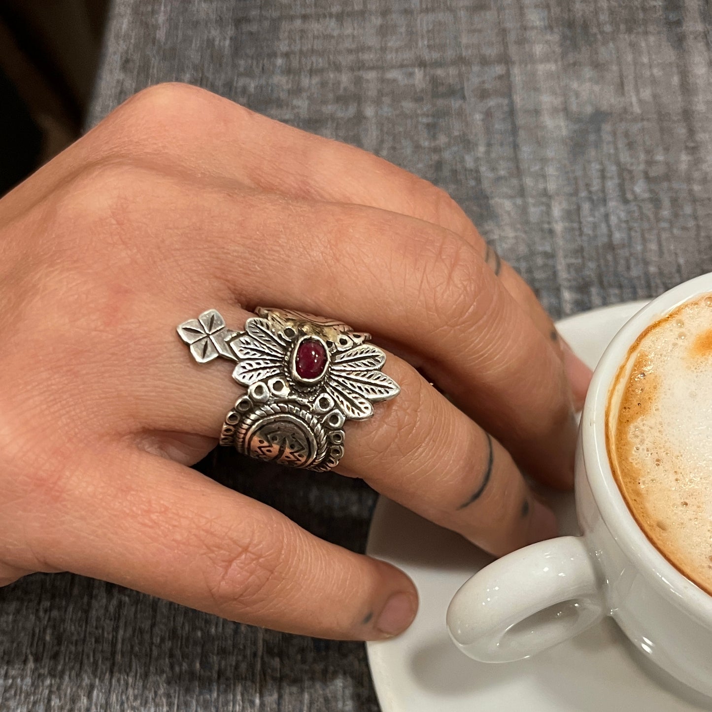 Anello Artigianale SPILLA RUBINO Mod. SPILLA Realizzato con Antica spilla in Argento (Prima Metà del ’900)