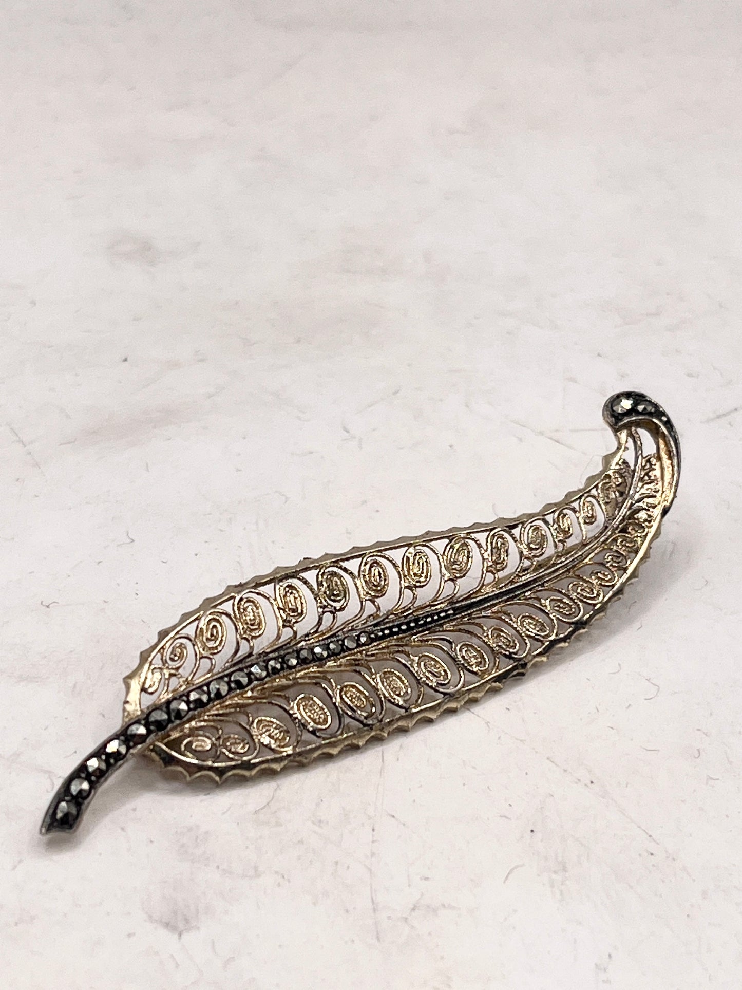 Anello Artigianale SPILLA FELCE Mod. SPILLA FILIGRANA e MARCASSITI Realizzato con Antica spilla in Argento (Prima Metà del ’900)