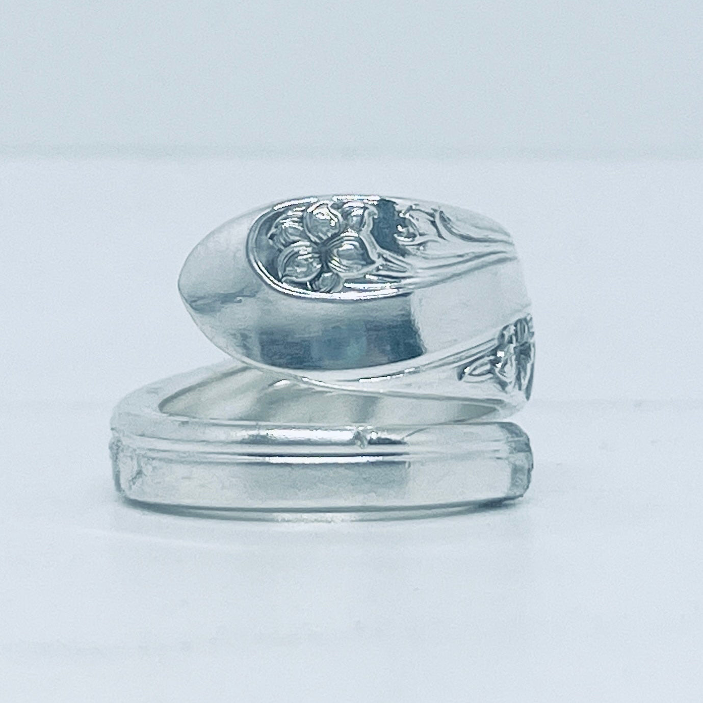 Anello Artigianale Mod. SPIRALE  Realizzato con Antica posata in Argento (Prima Metà del ’900)