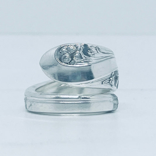 Anello Artigianale Mod. SPIRALE  Realizzato con Antica posata in Argento (Prima Metà del ’900)