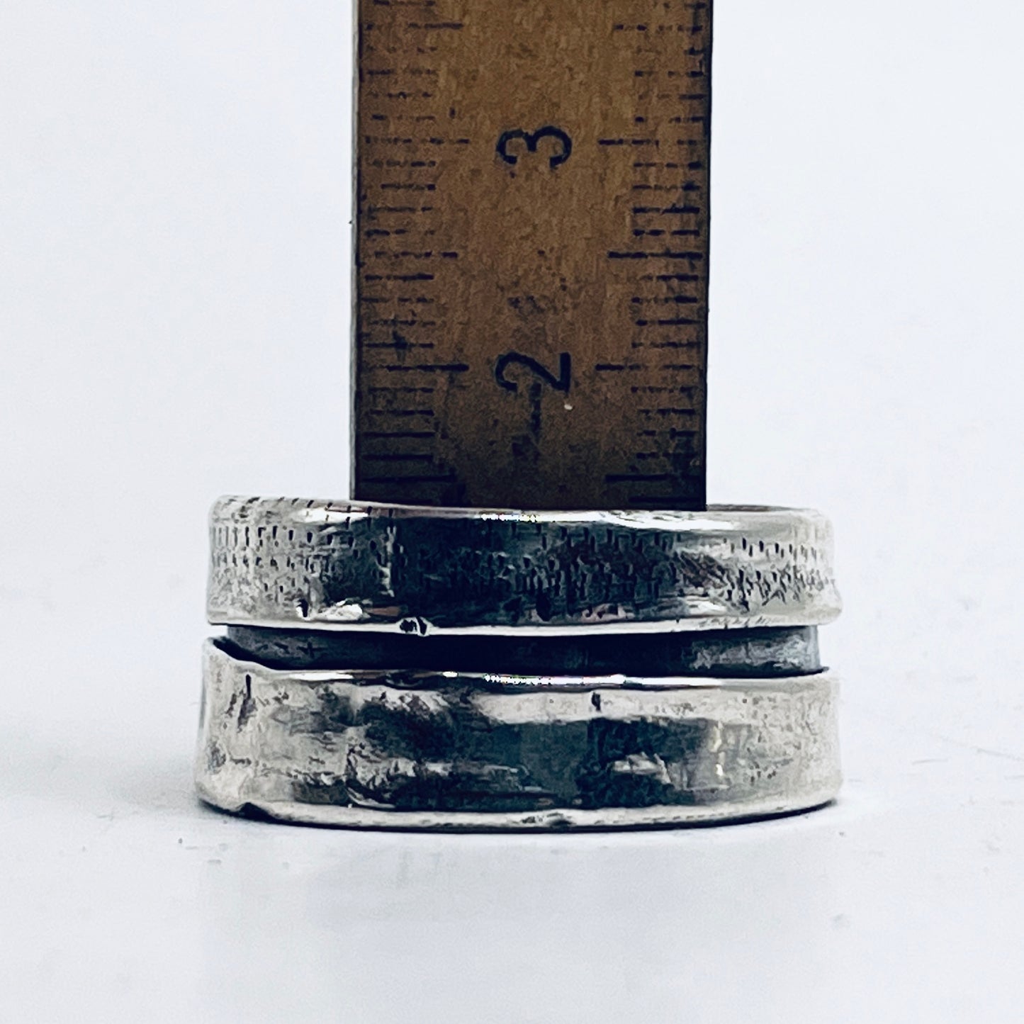 Anello Artigianale BROOKLYN 04  Mod. FASCIONE  Realizzato con parte di Antica zuccheriera in Argento 800 (Prima Metà del ’900)