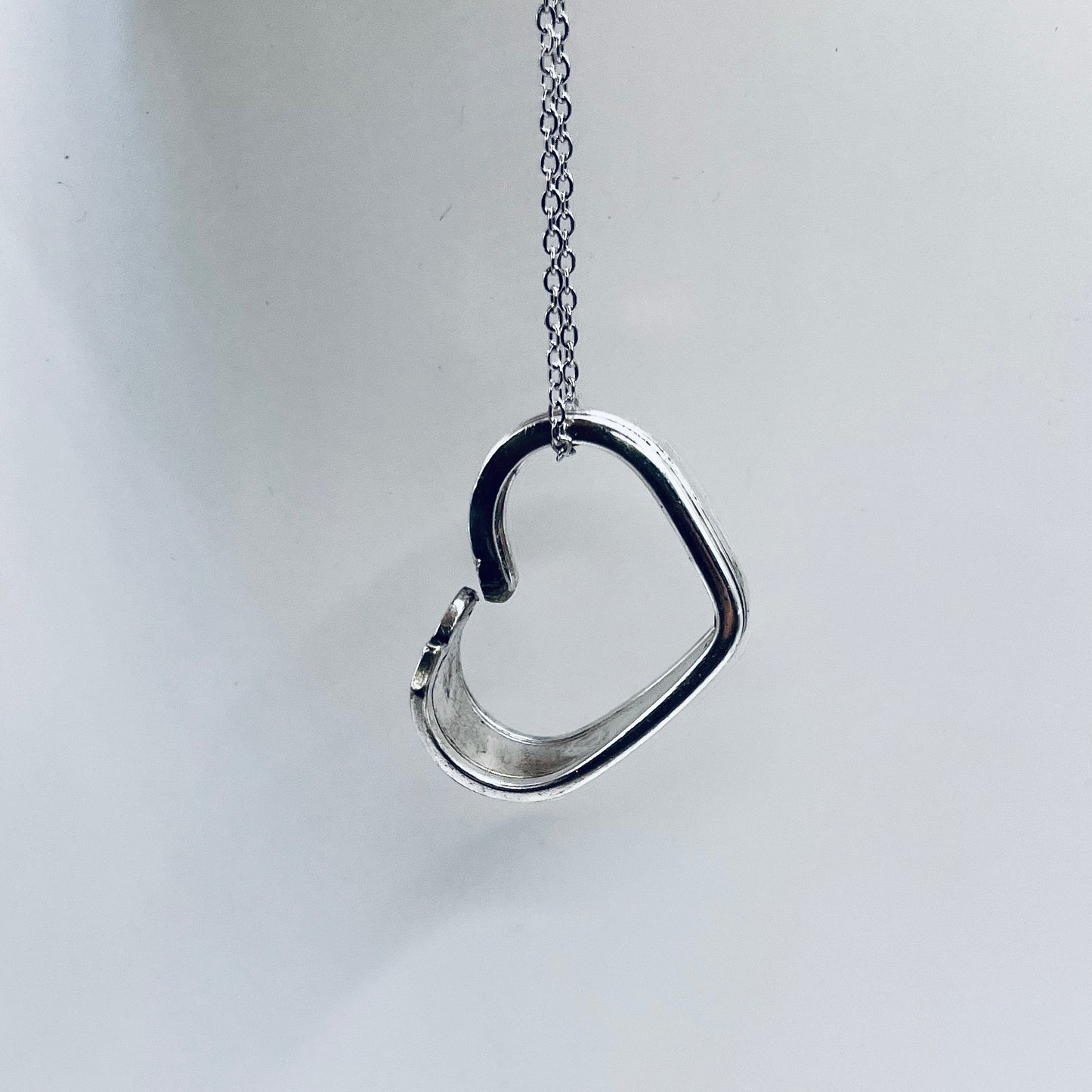 Pendente Artigianale Mod. CUORE Realizzato con Antica Posata in Argento (Prima Metà del ’900)